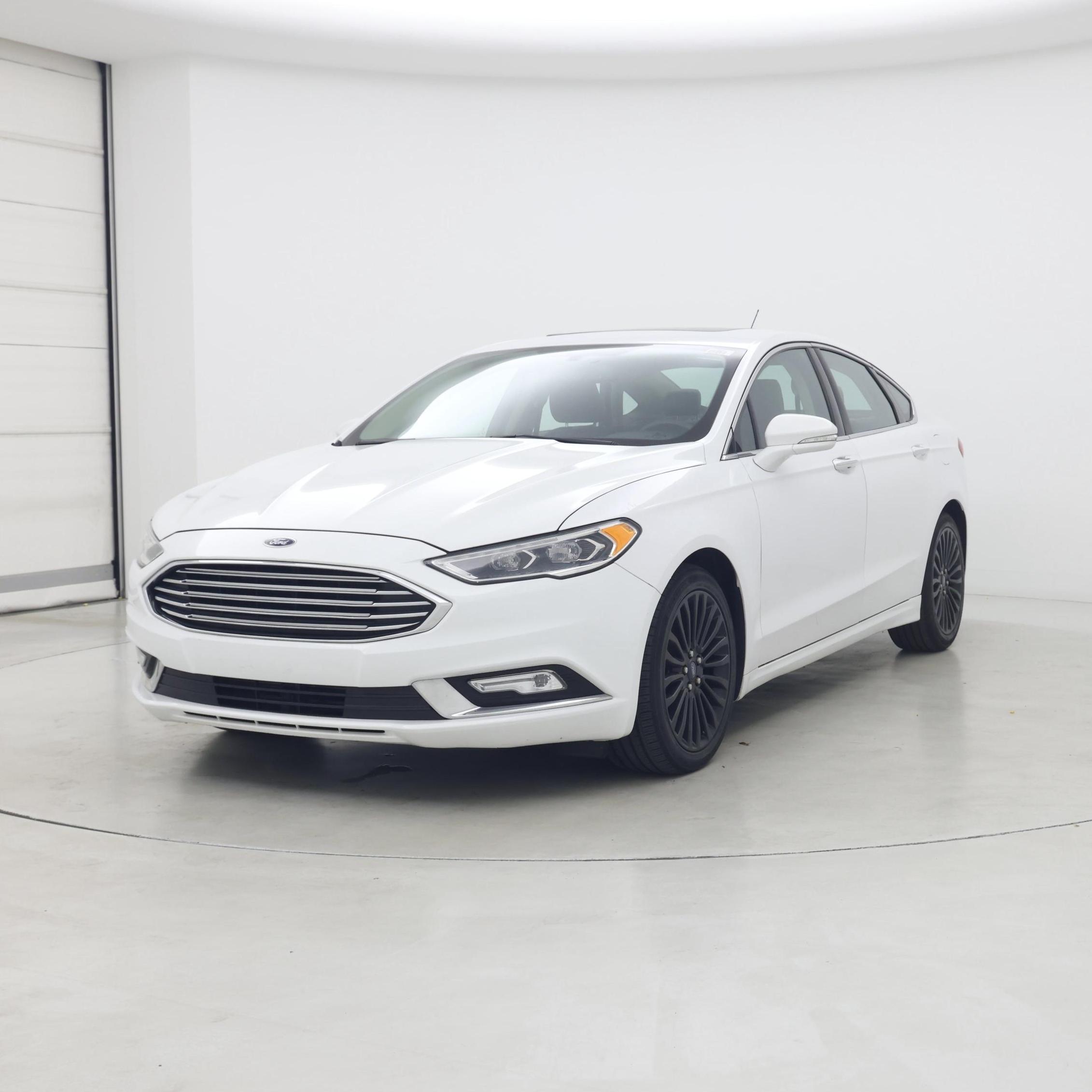 Thumbnail: 2017 Ford Fusion - 4