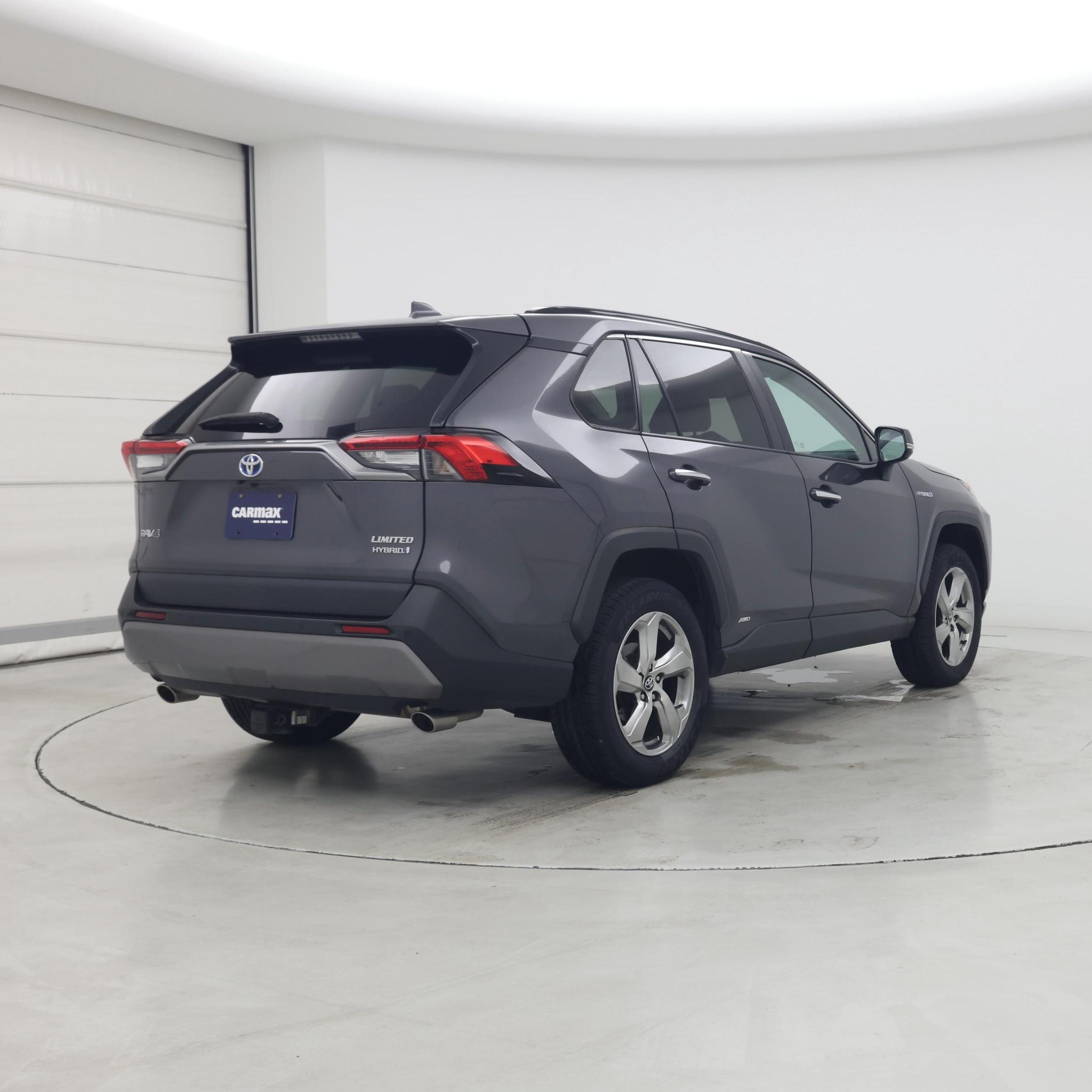 Thumbnail: 2020 Toyota RAV4 - 8