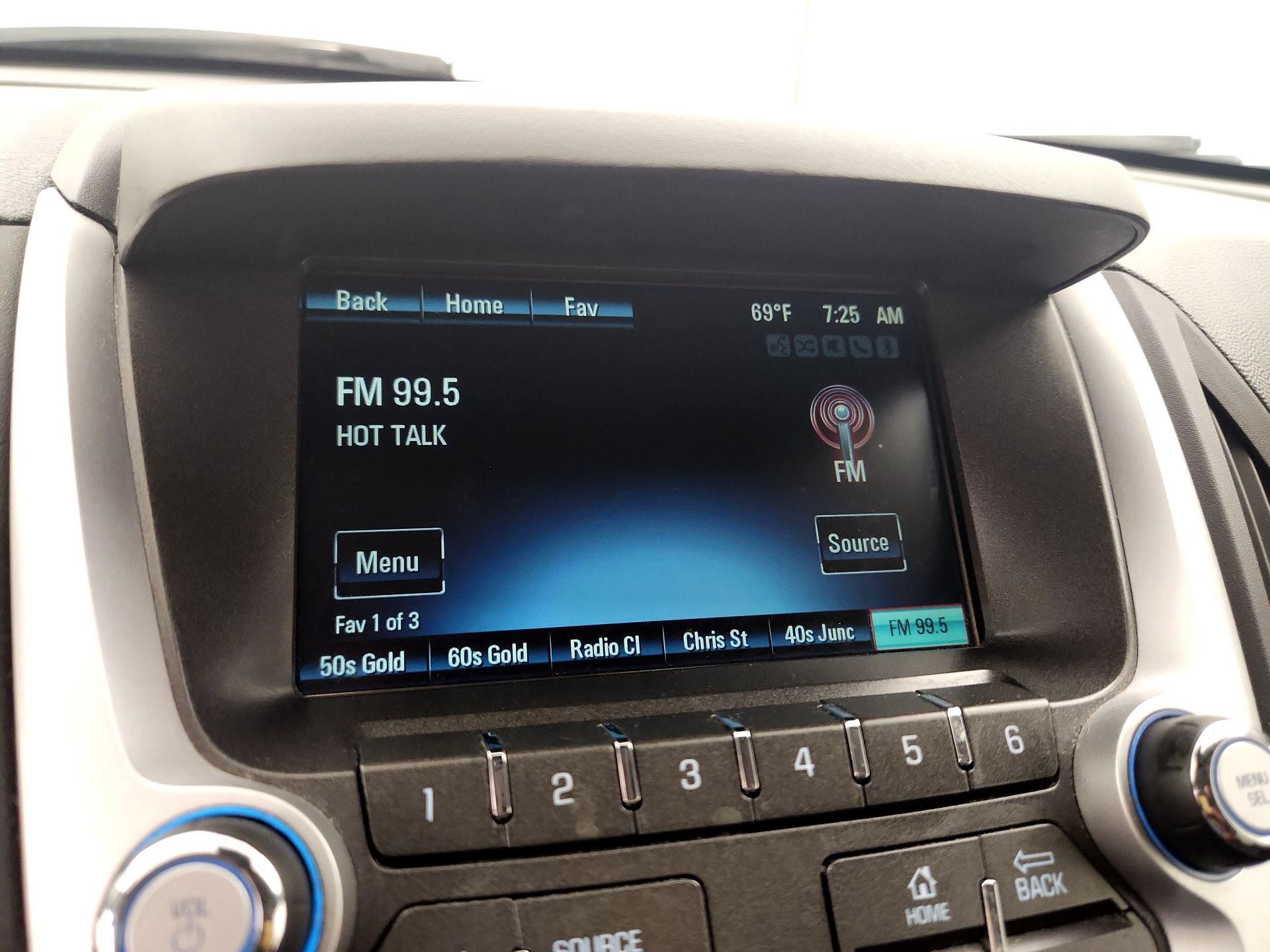 Thumbnail: 2016 Chevrolet Equinox - 16