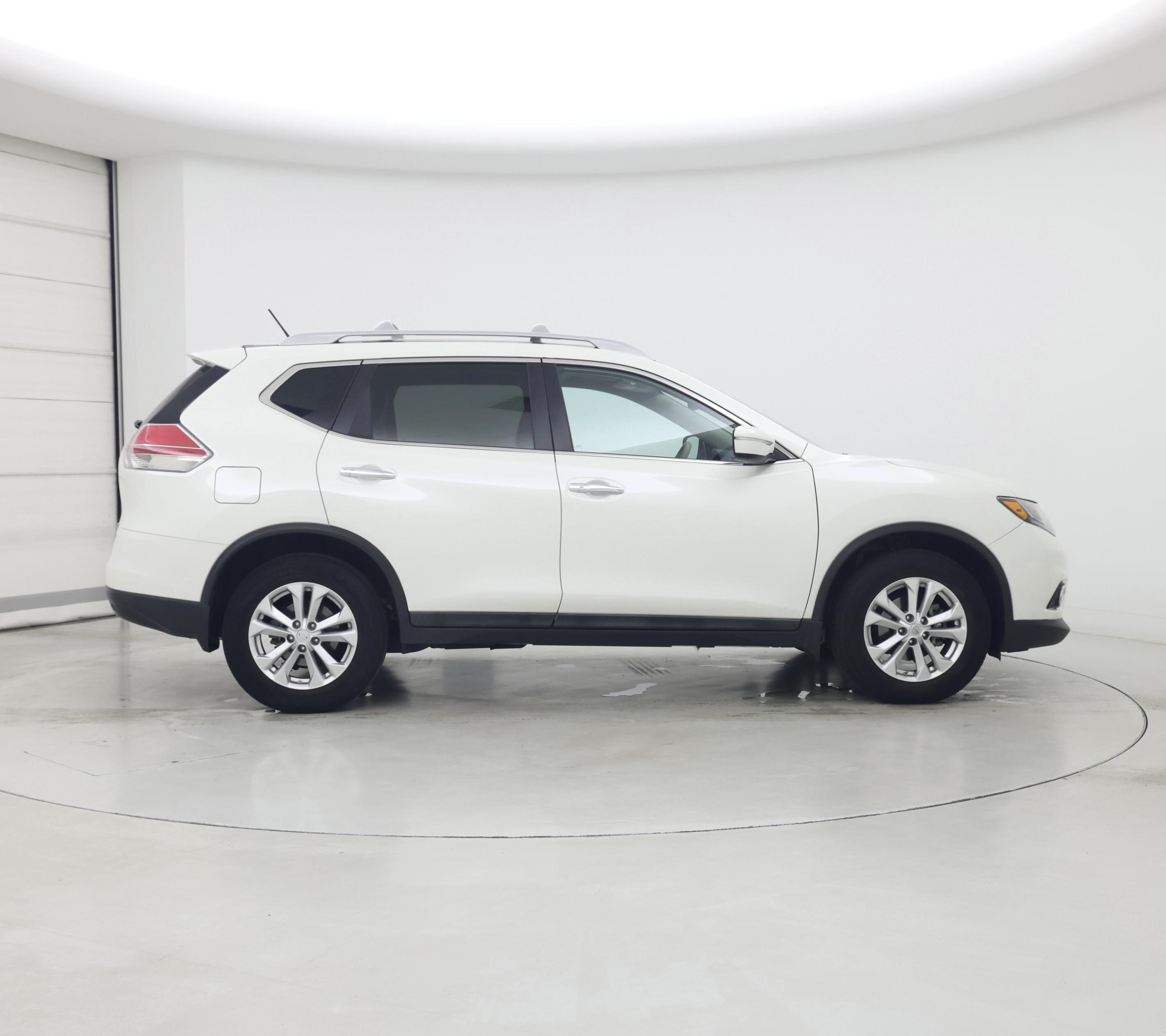 Thumbnail: 2015 Nissan Rogue - 7