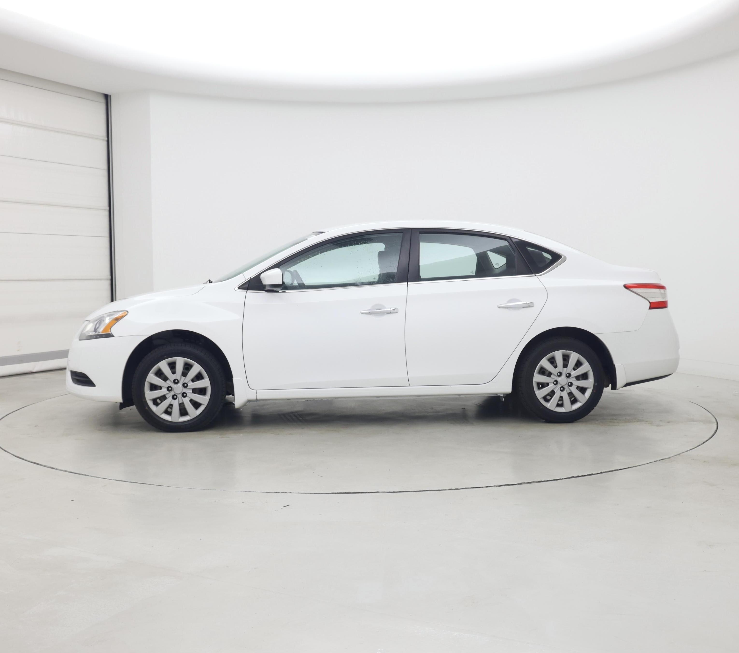 Thumbnail: 2015 Nissan Sentra - 3