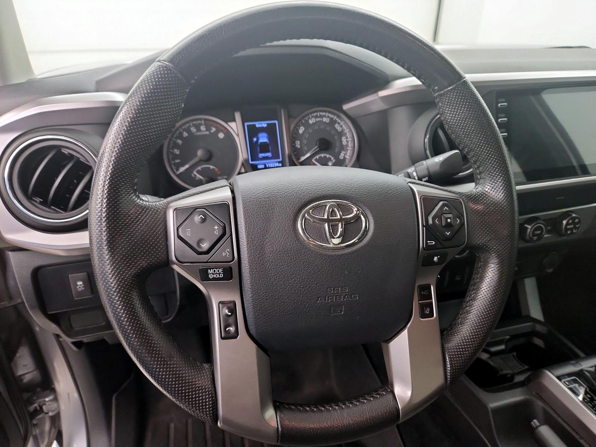 Thumbnail: 2020 Toyota Tacoma - 10