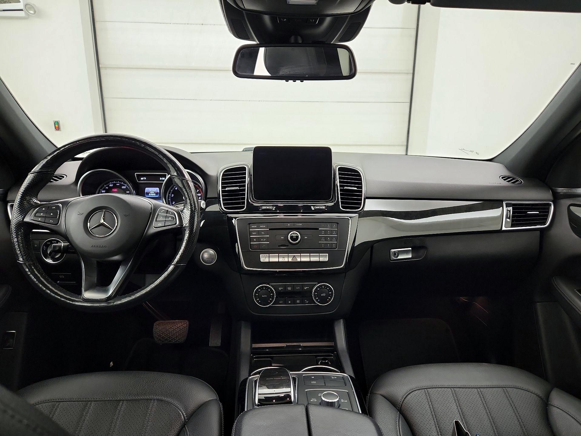 Thumbnail: 2018 Mercedes-Benz GLE - 9