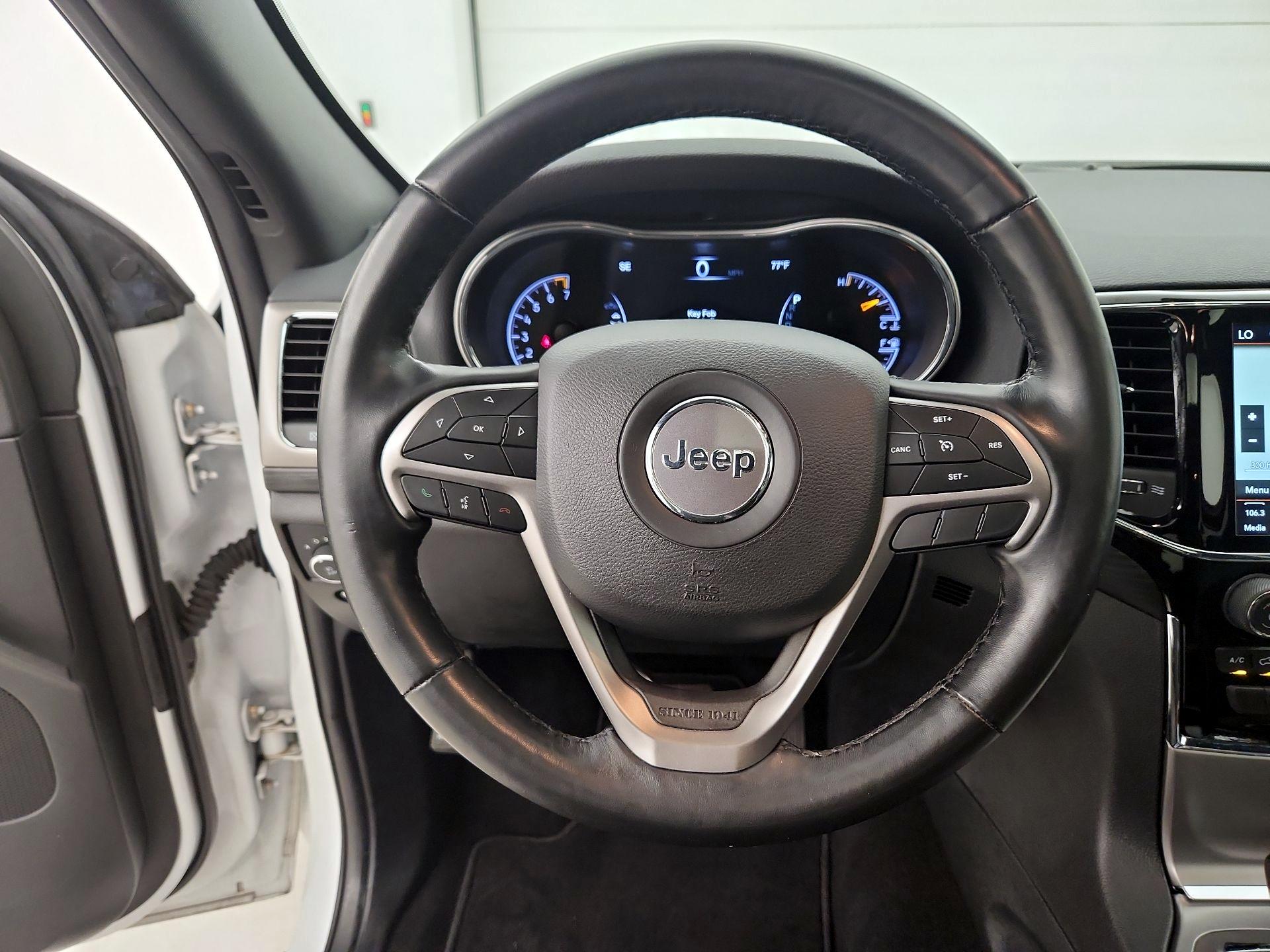 Thumbnail: 2020 Jeep Grand Cherokee - 10