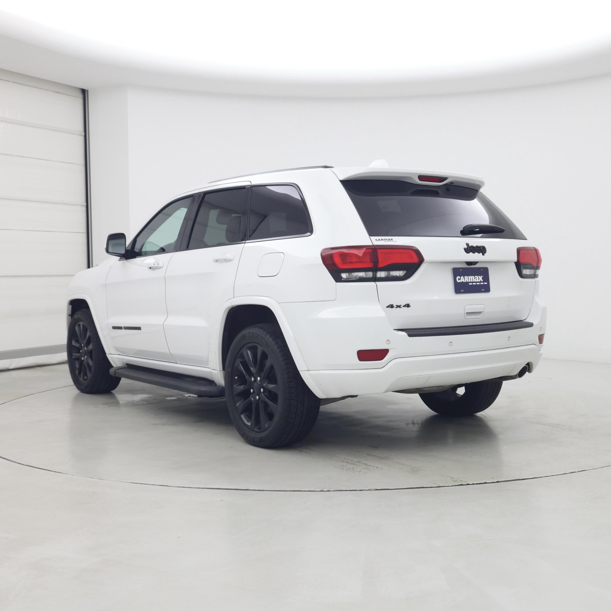 Thumbnail: 2020 Jeep Grand Cherokee - 2