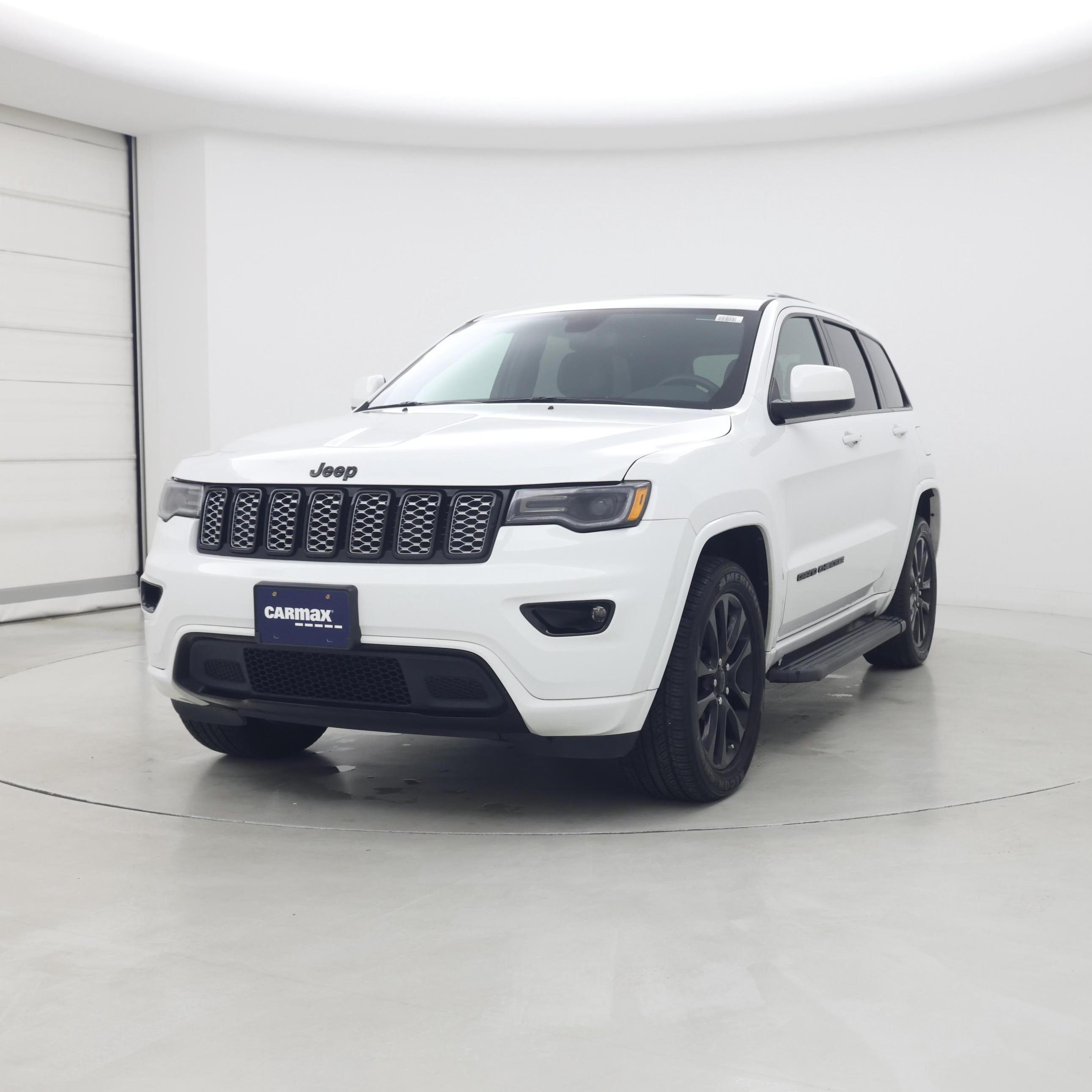 Thumbnail: 2020 Jeep Grand Cherokee - 4
