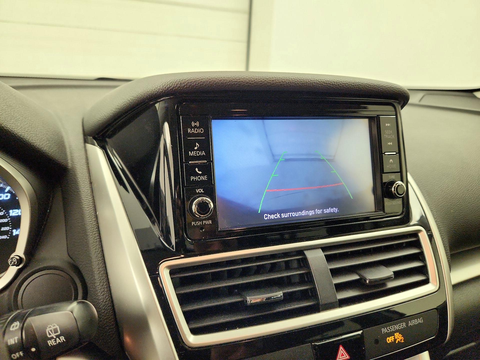 Thumbnail: 2019 Mitsubishi Eclipse Cross - 14