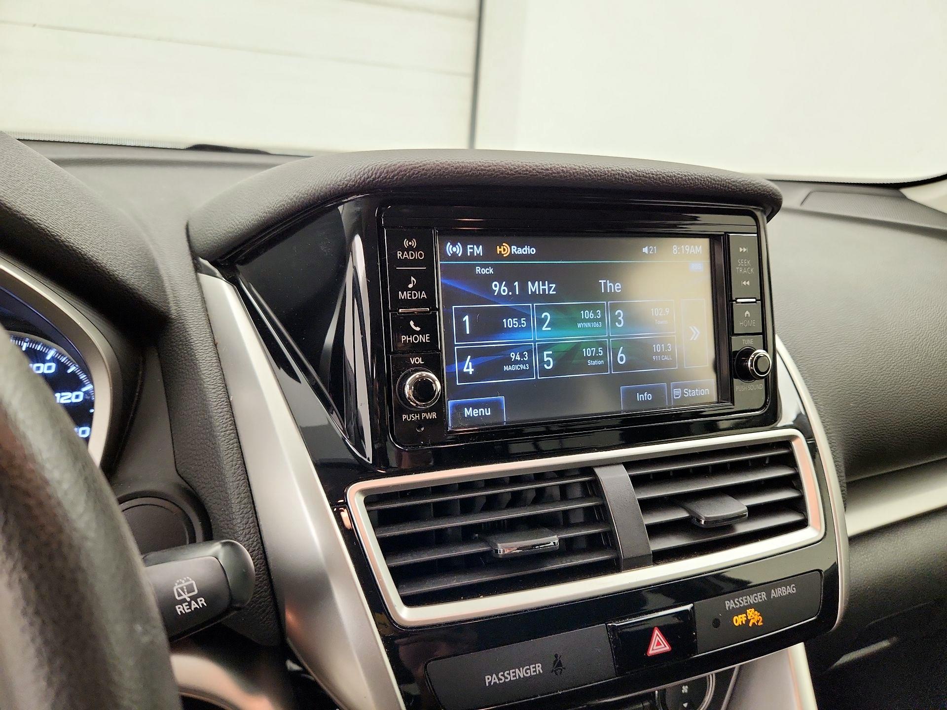 Thumbnail: 2019 Mitsubishi Eclipse Cross - 15