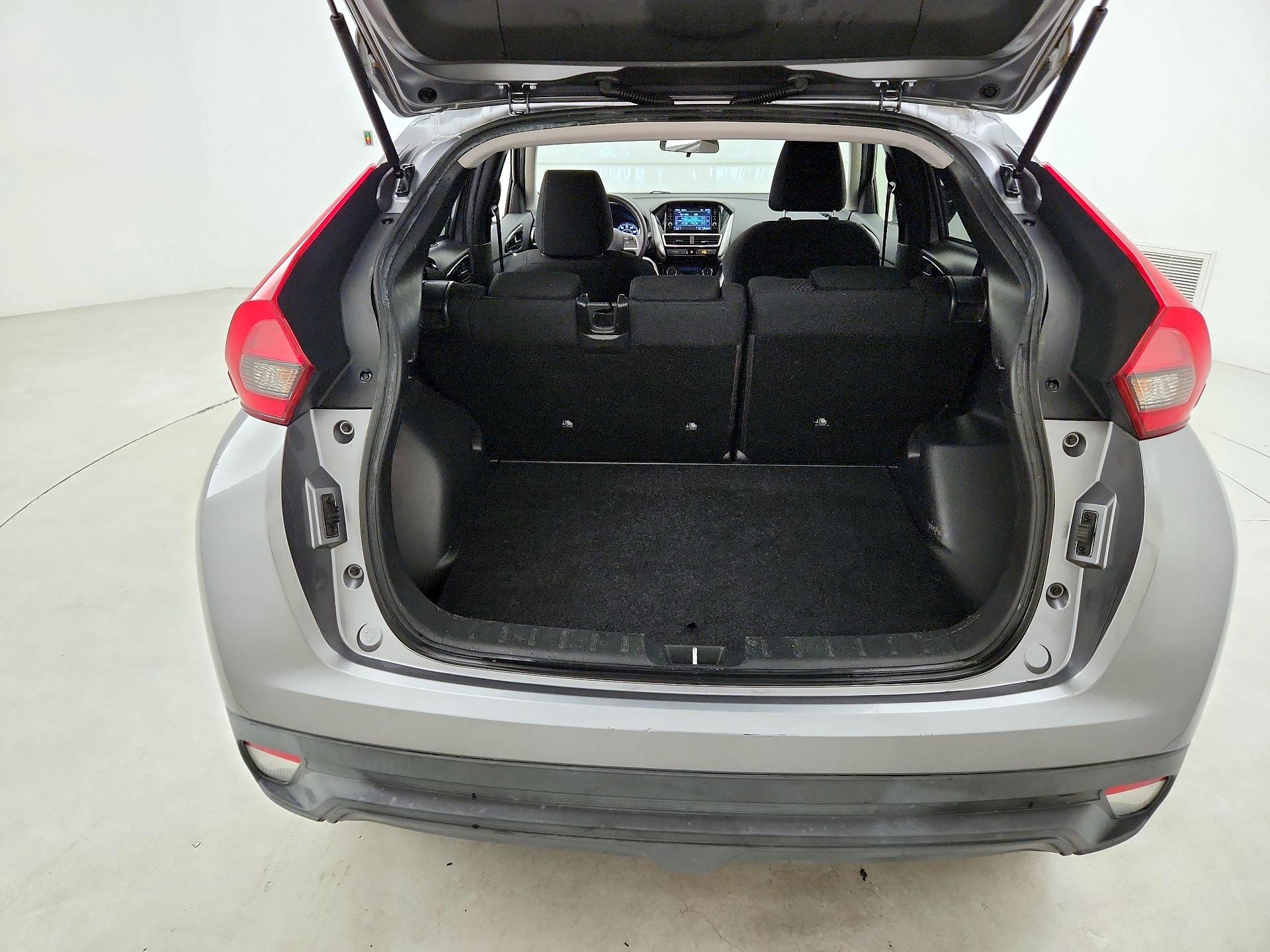 Thumbnail: 2019 Mitsubishi Eclipse Cross - 20
