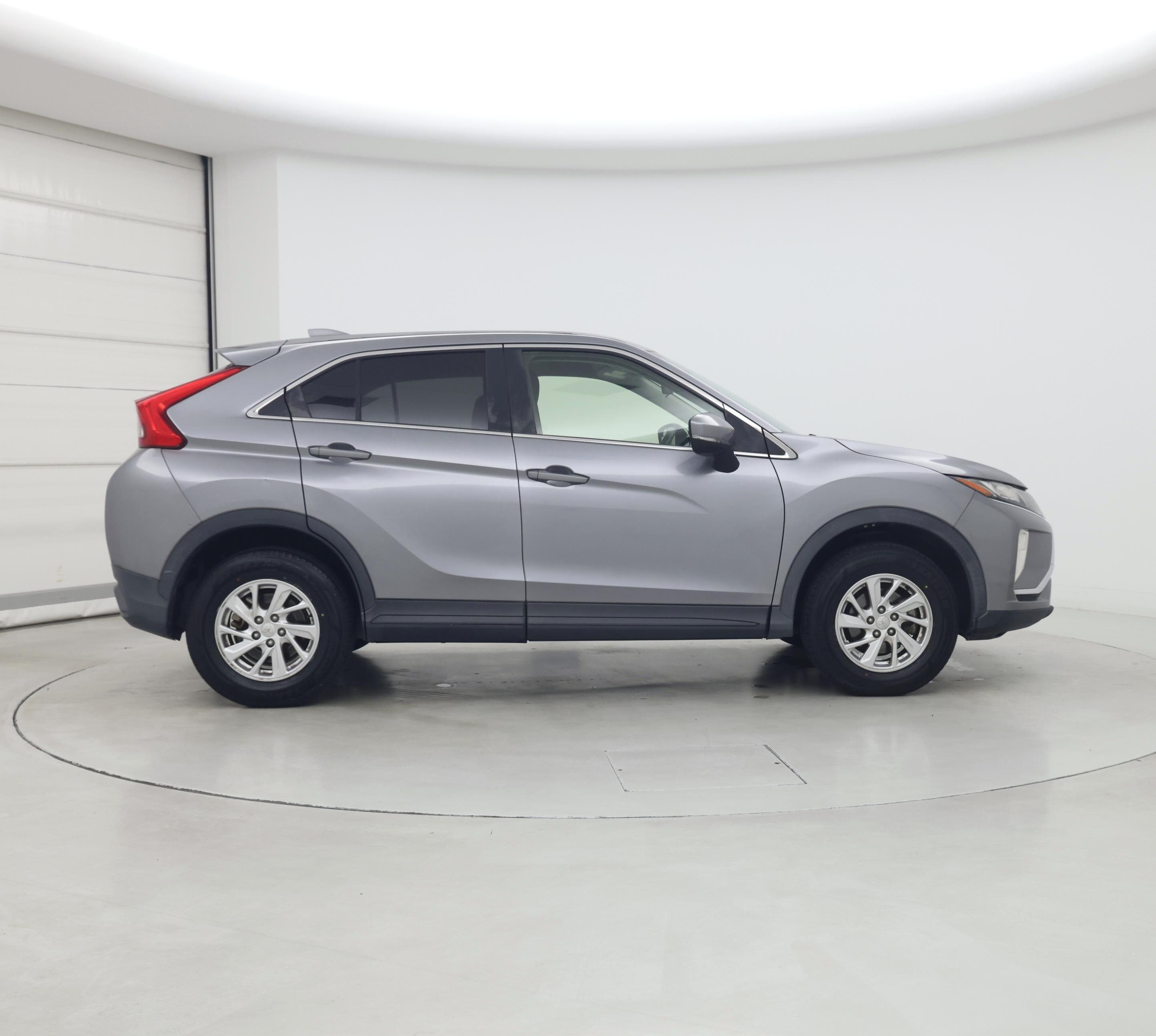 Thumbnail: 2019 Mitsubishi Eclipse Cross - 7