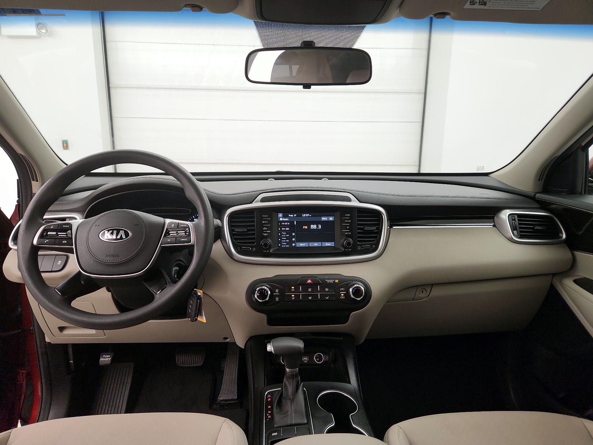 Thumbnail: 2020 Kia Sorento - 9