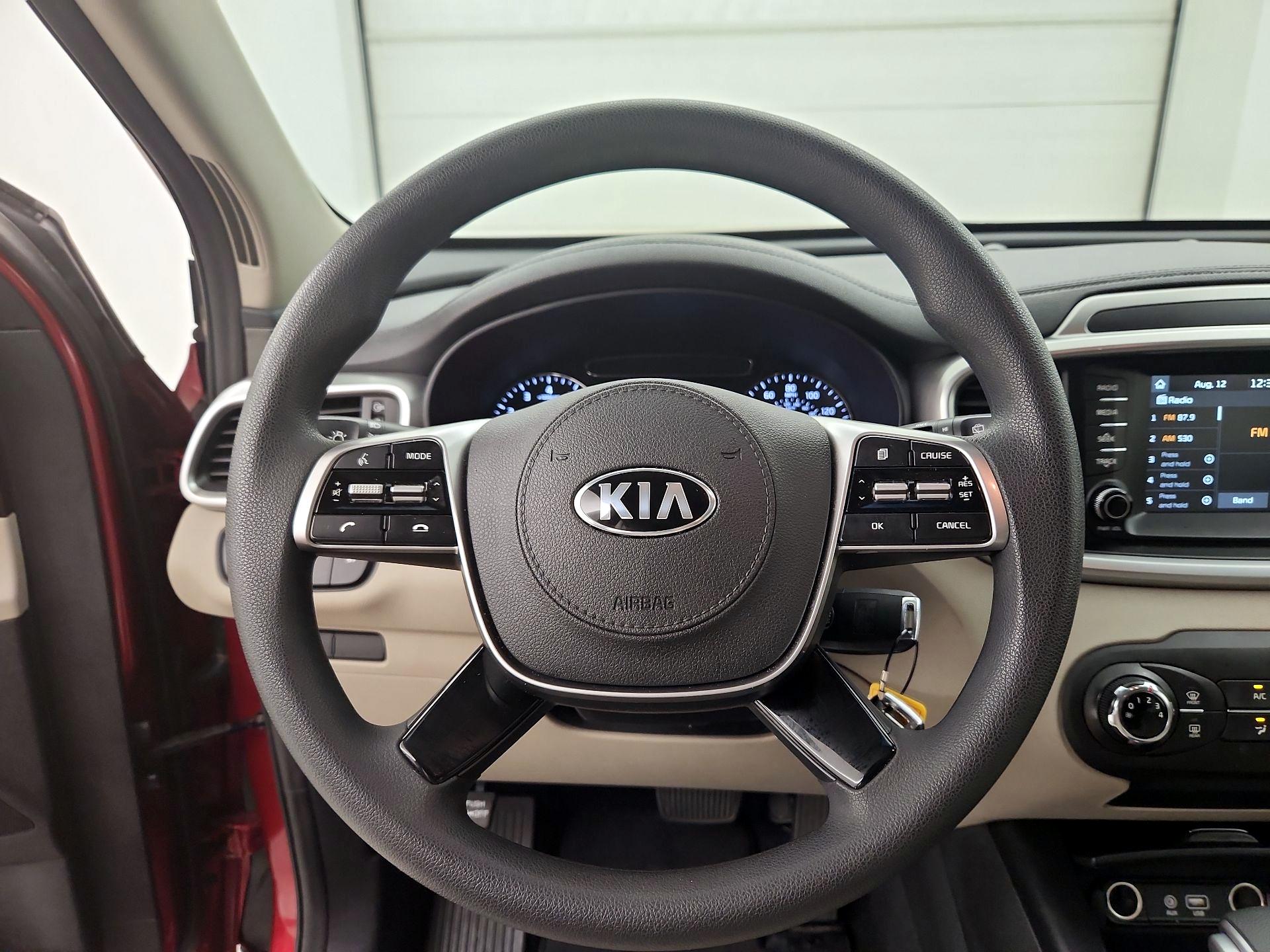 Thumbnail: 2020 Kia Sorento - 10