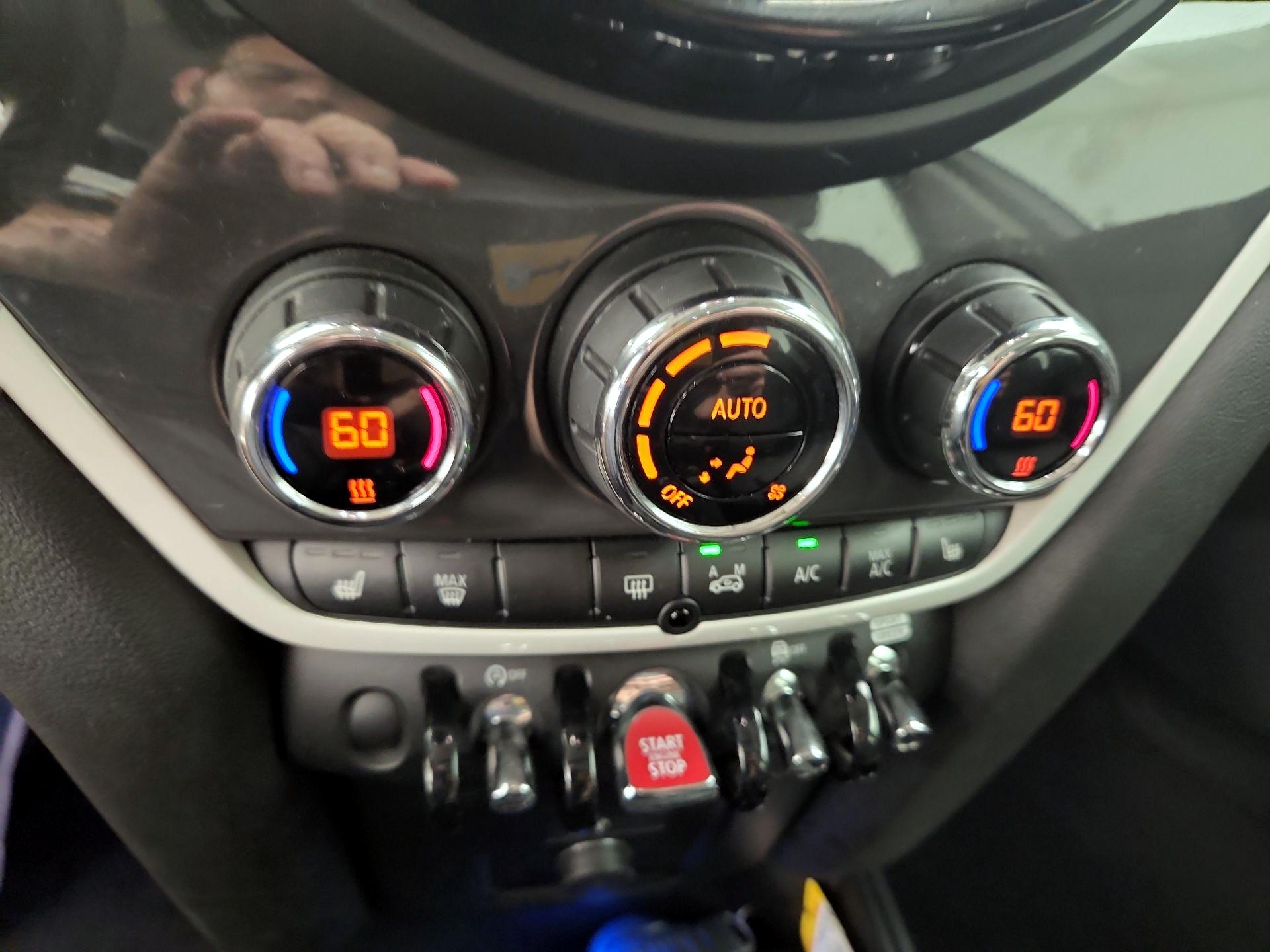Thumbnail: 2020 MINI Cooper Countryman - 16