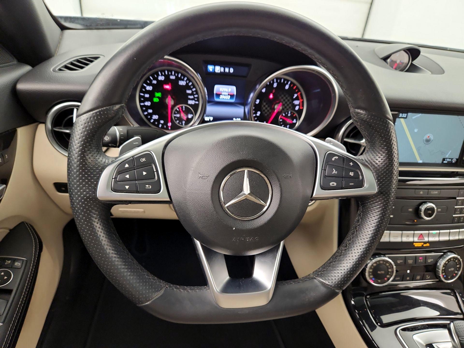 Thumbnail: 2017 Mercedes-Benz SLC - 10