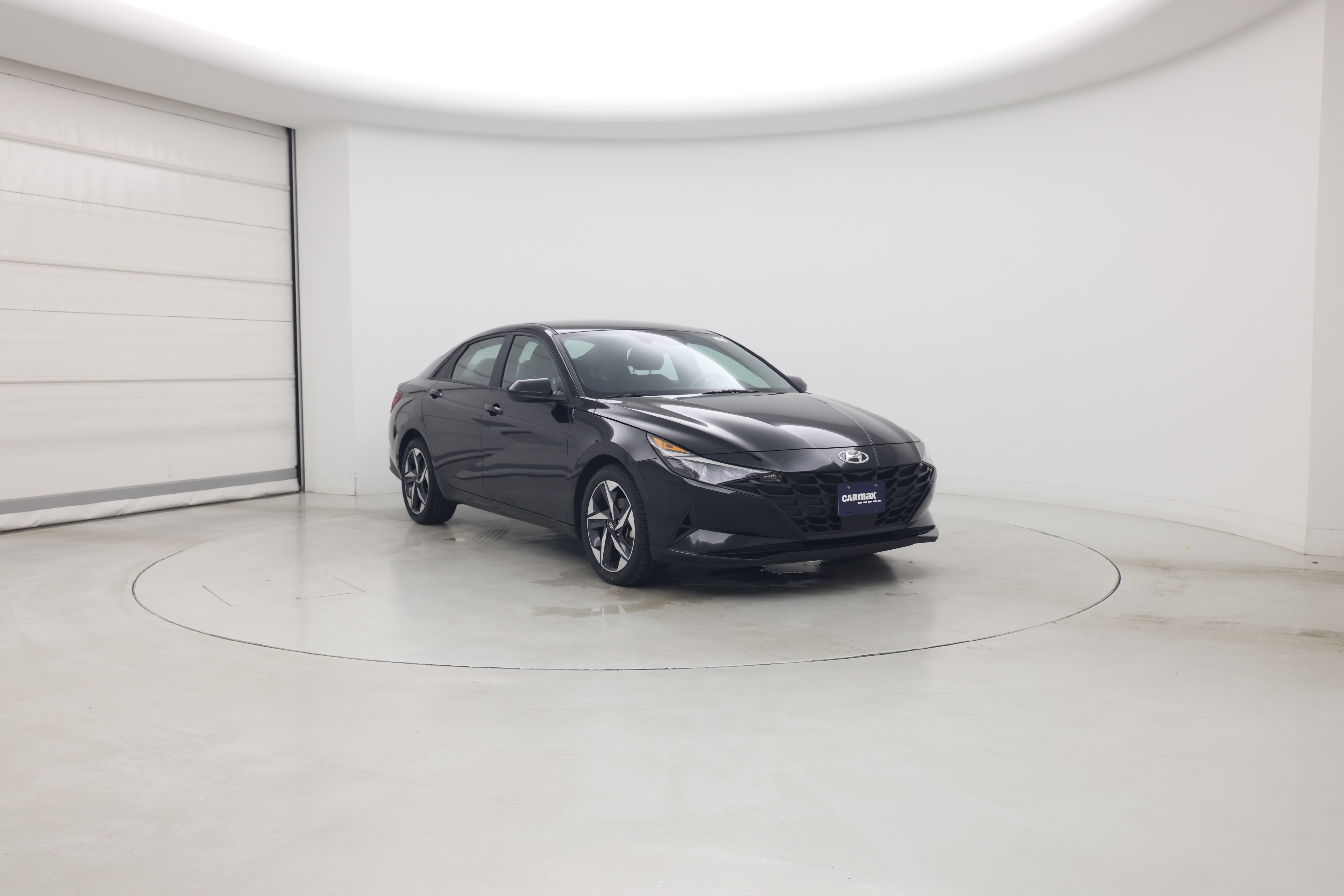 Thumbnail: 2023 Hyundai Elantra - 1
