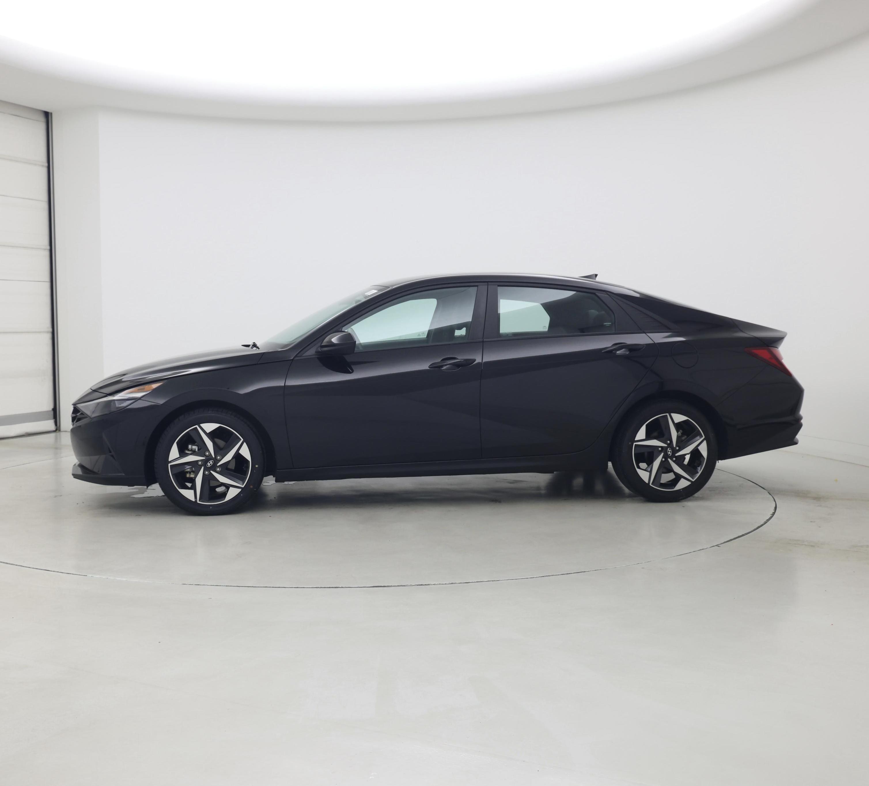 Thumbnail: 2023 Hyundai Elantra - 3
