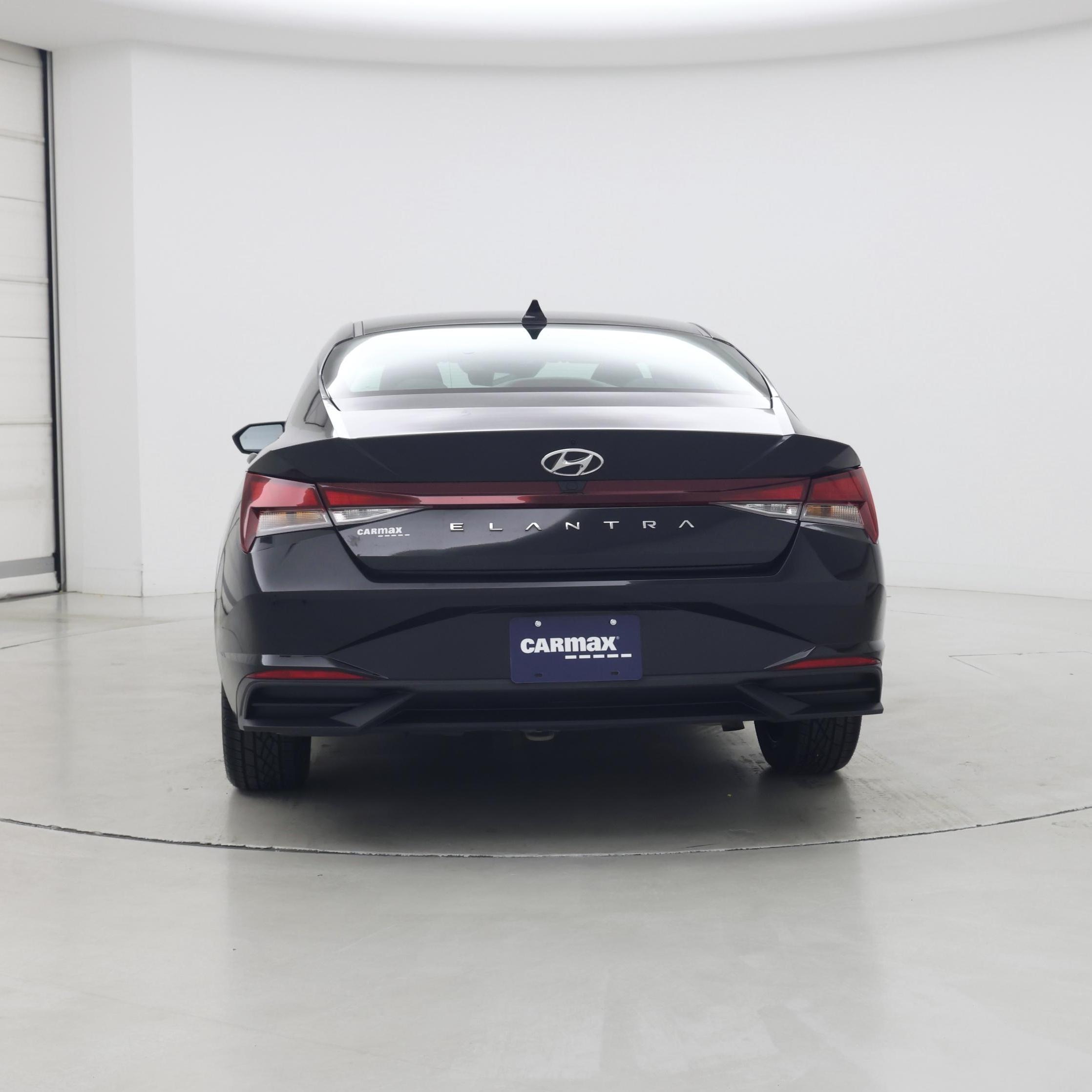 Thumbnail: 2023 Hyundai Elantra - 6