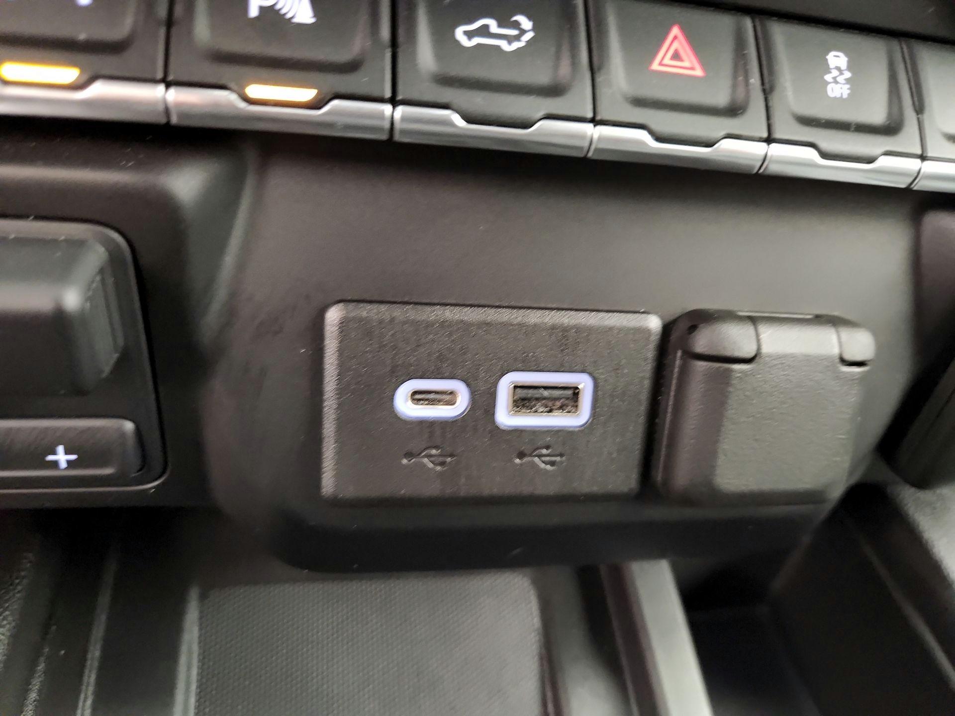 Thumbnail: 2021 GMC Sierra 1500 - 19