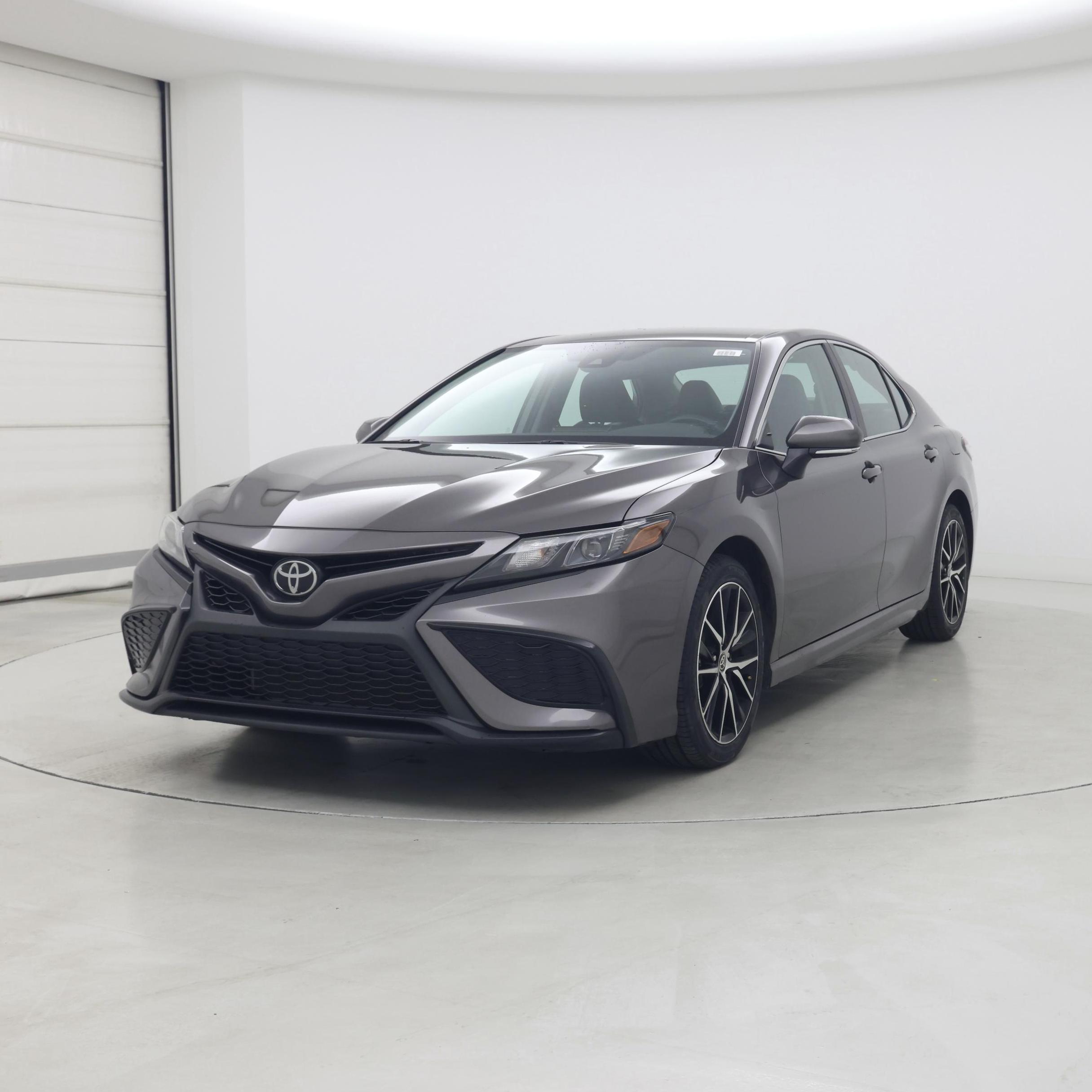 Thumbnail: 2022 Toyota Camry - 4