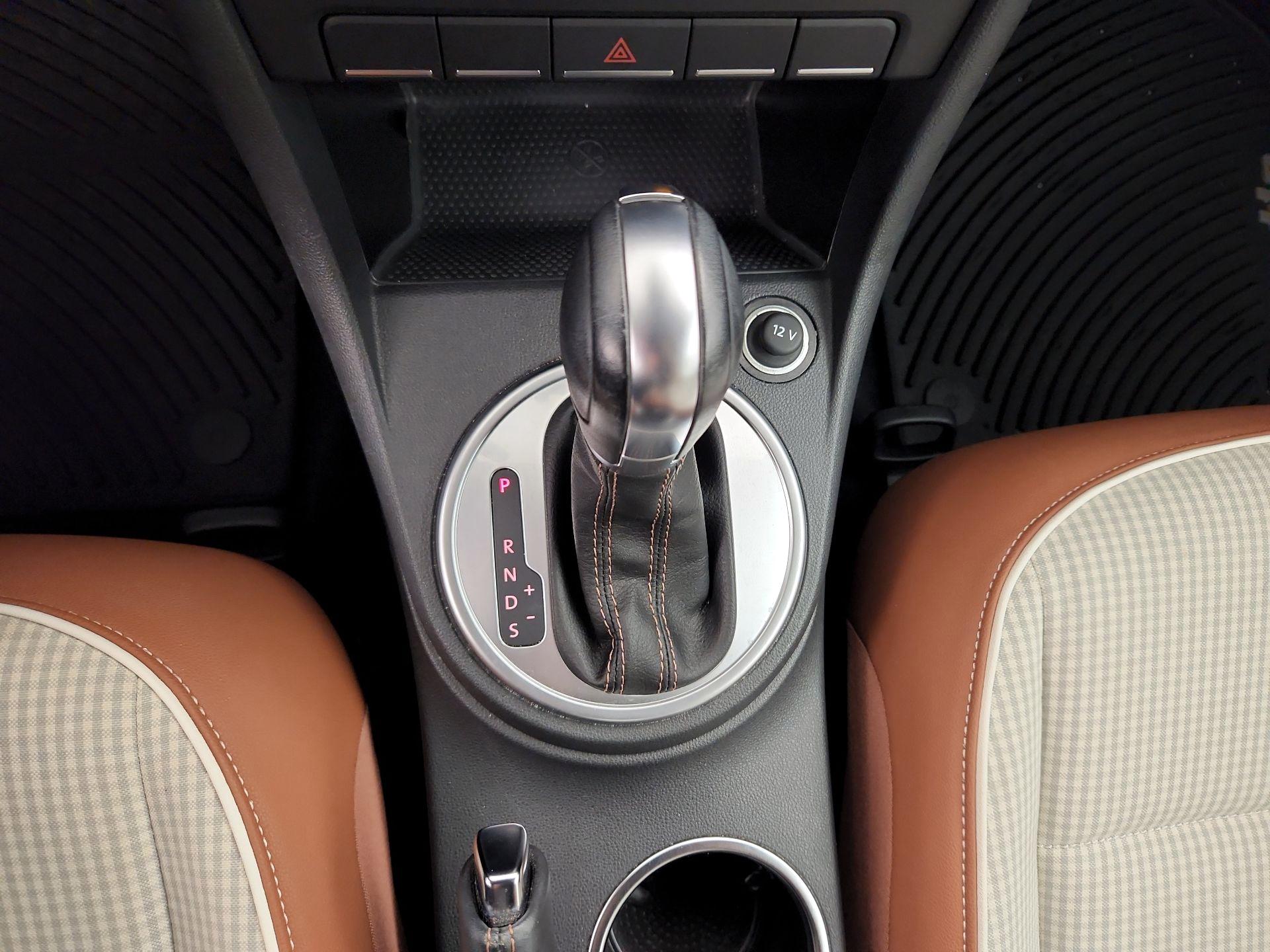Thumbnail: 2017 Volkswagen Beetle - 18