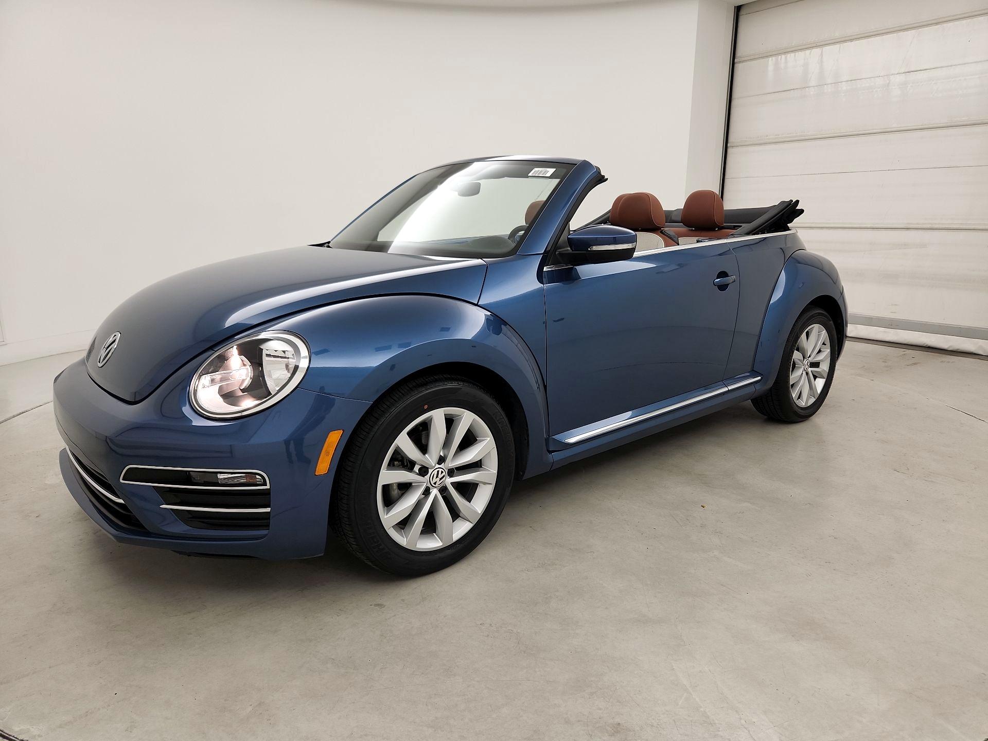 Thumbnail: 2017 Volkswagen Beetle - 20