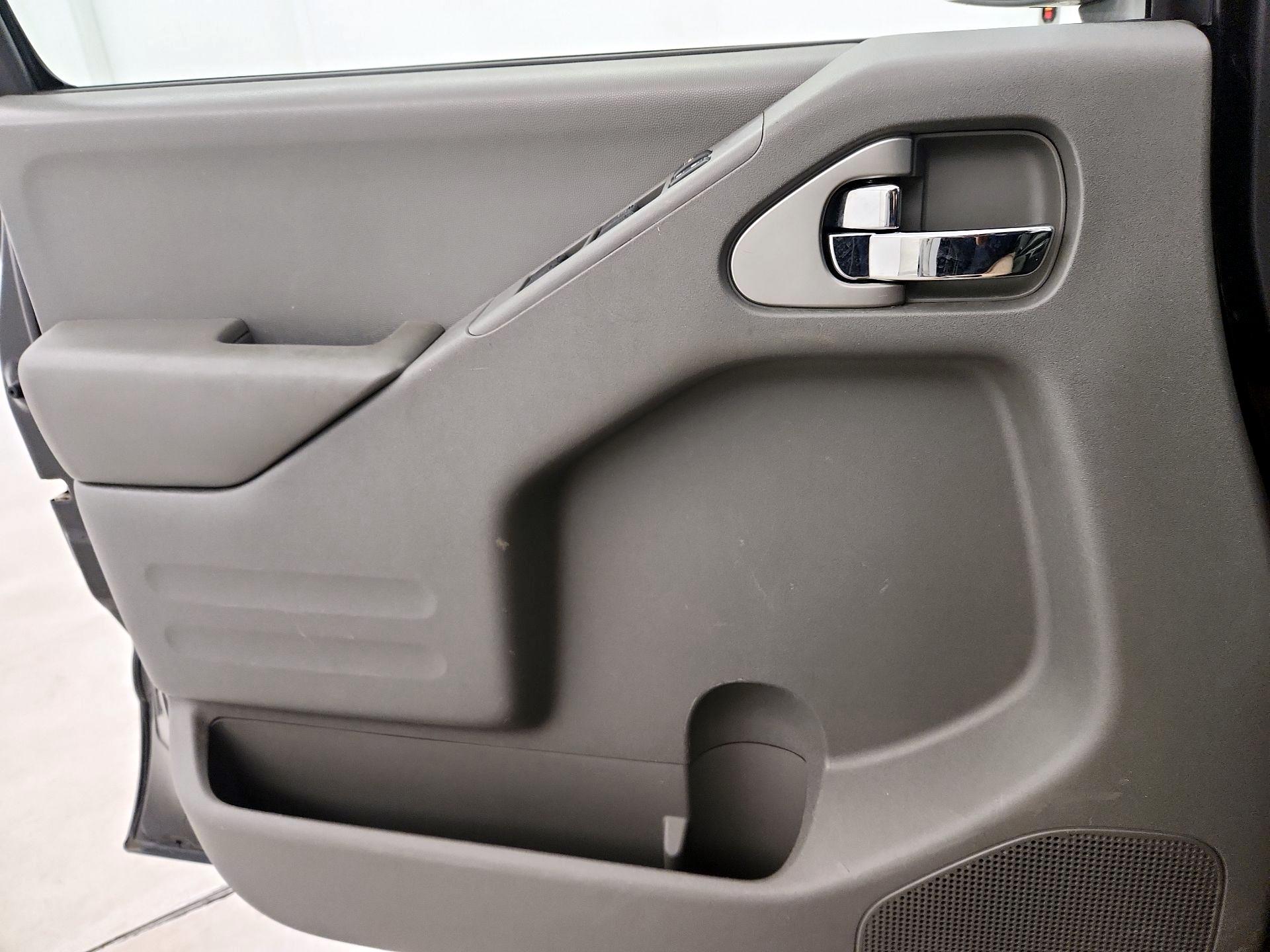 Thumbnail: 2019 Nissan Frontier - 12