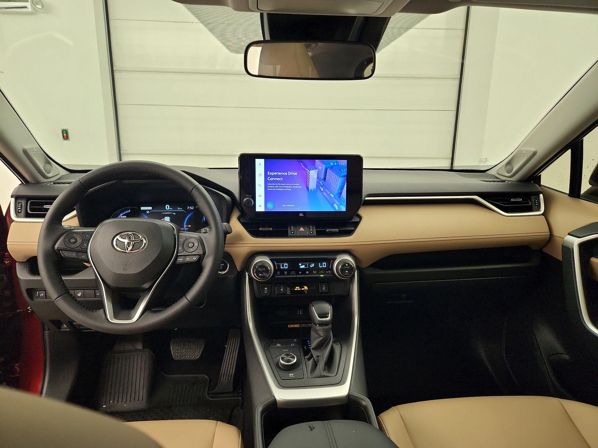 Thumbnail: 2025 Toyota RAV4 - 9