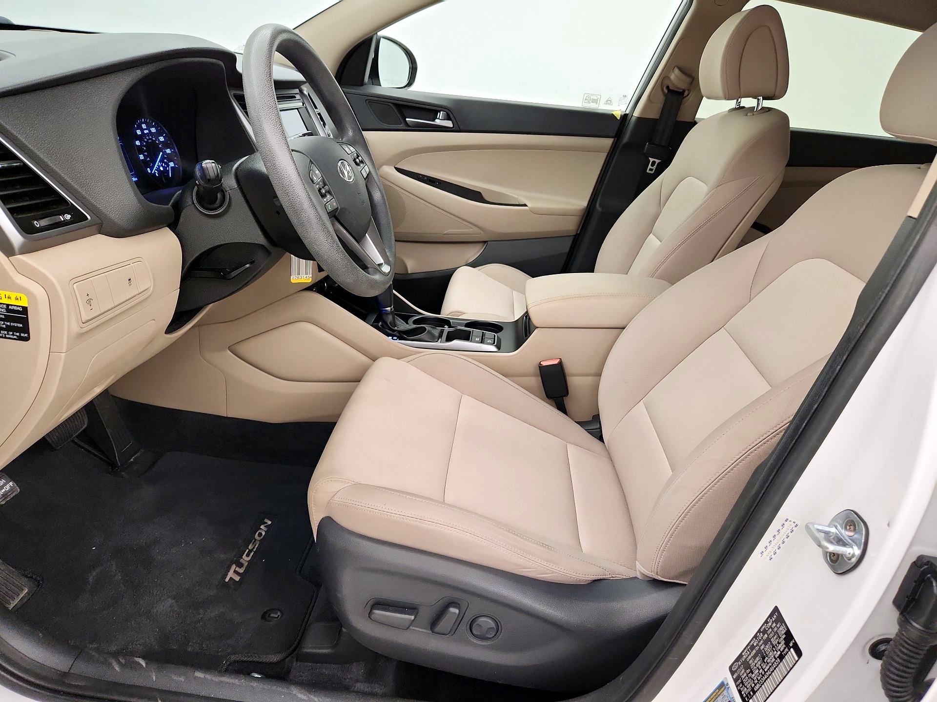 Thumbnail: 2017 Hyundai Tucson - 11