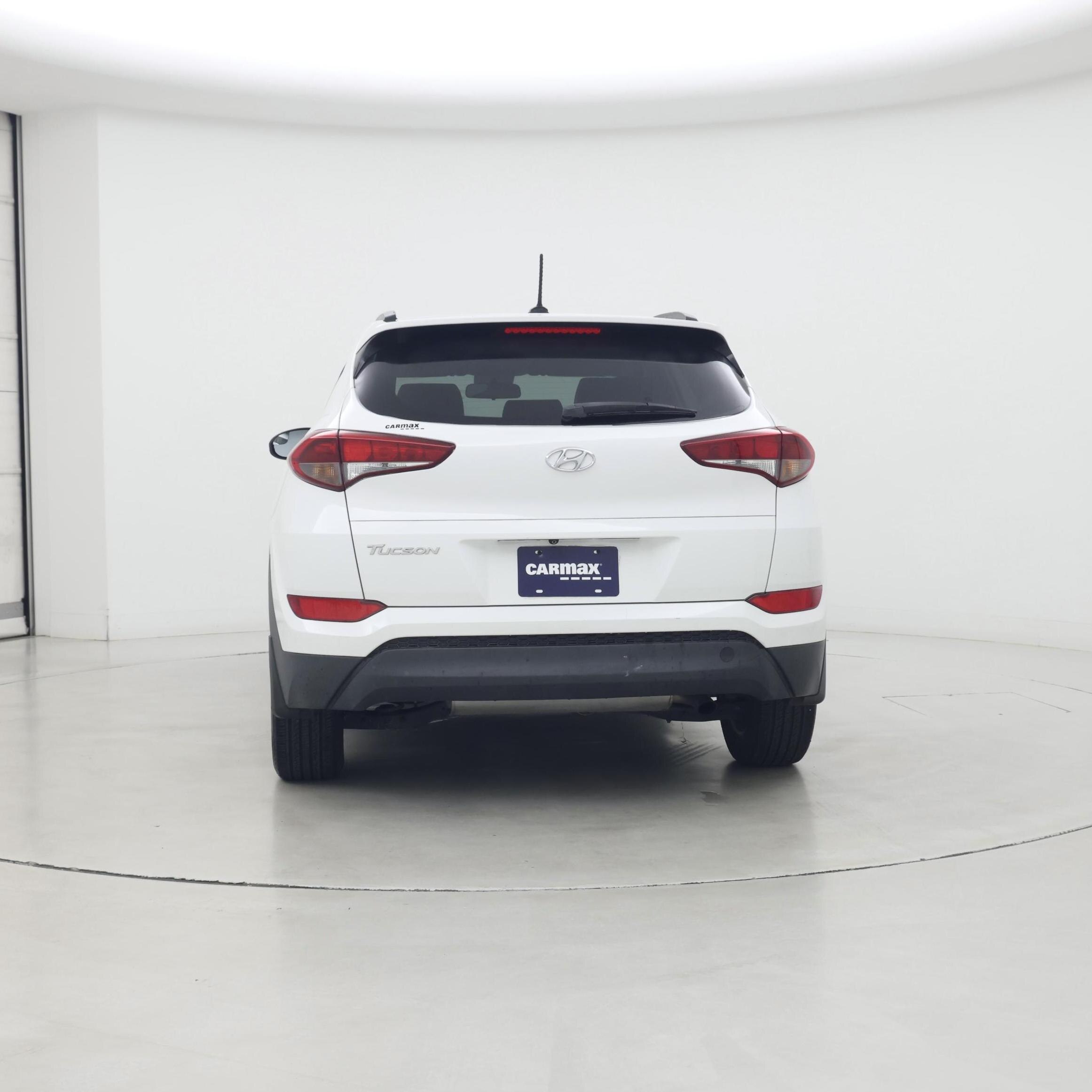 Thumbnail: 2017 Hyundai Tucson - 6
