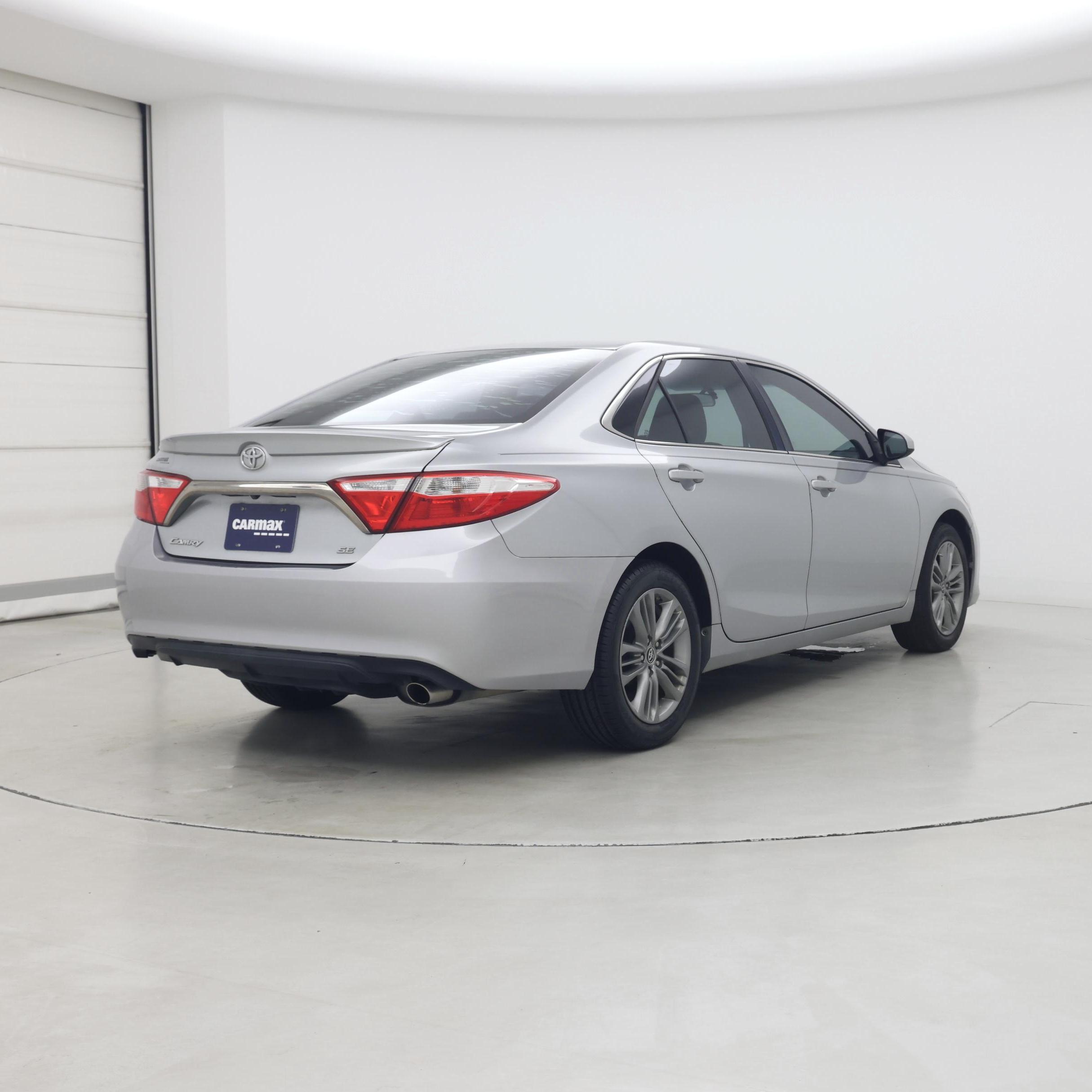 Thumbnail: 2016 Toyota Camry - 8