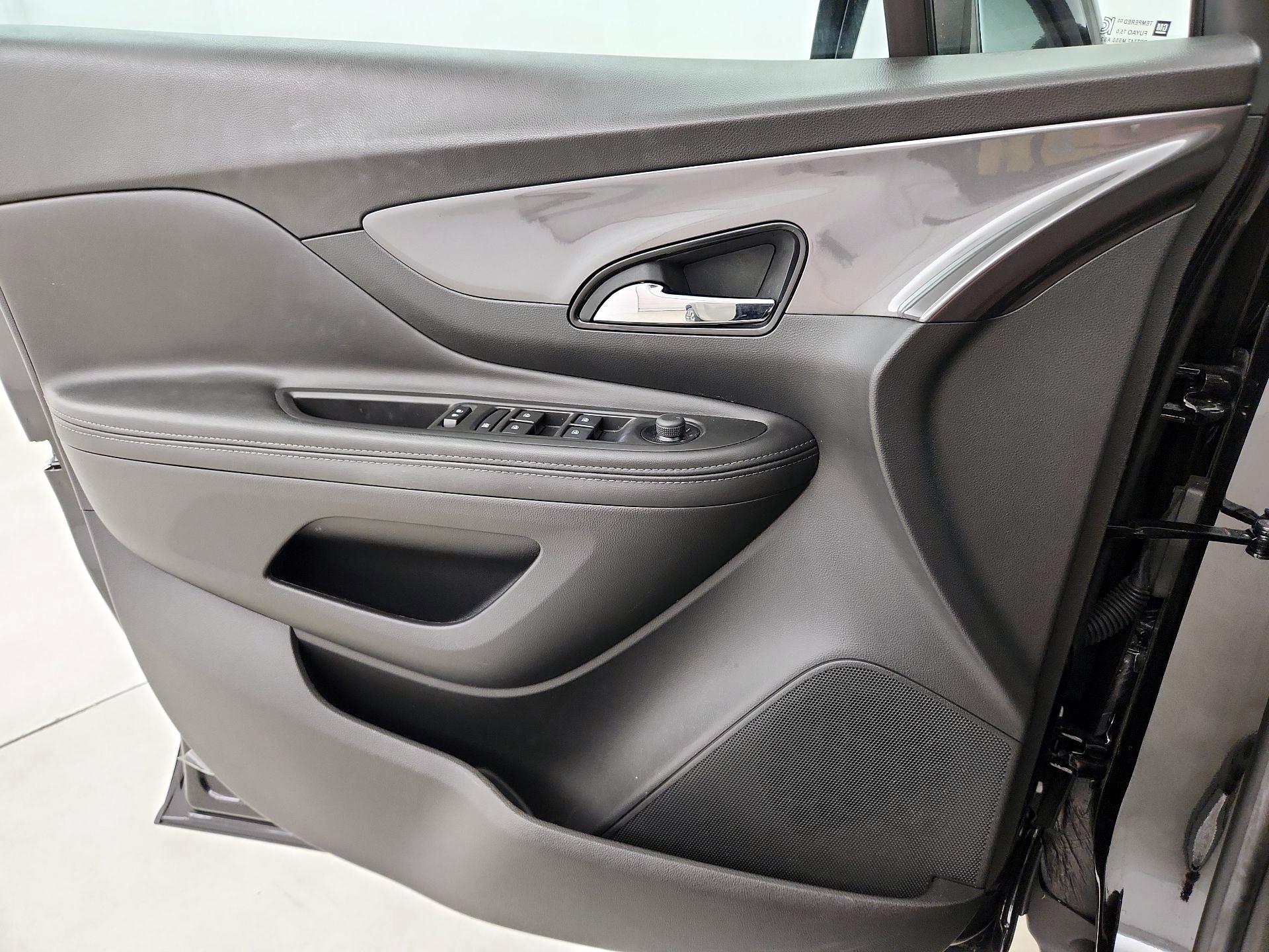 Thumbnail: 2022 Buick Encore - 12