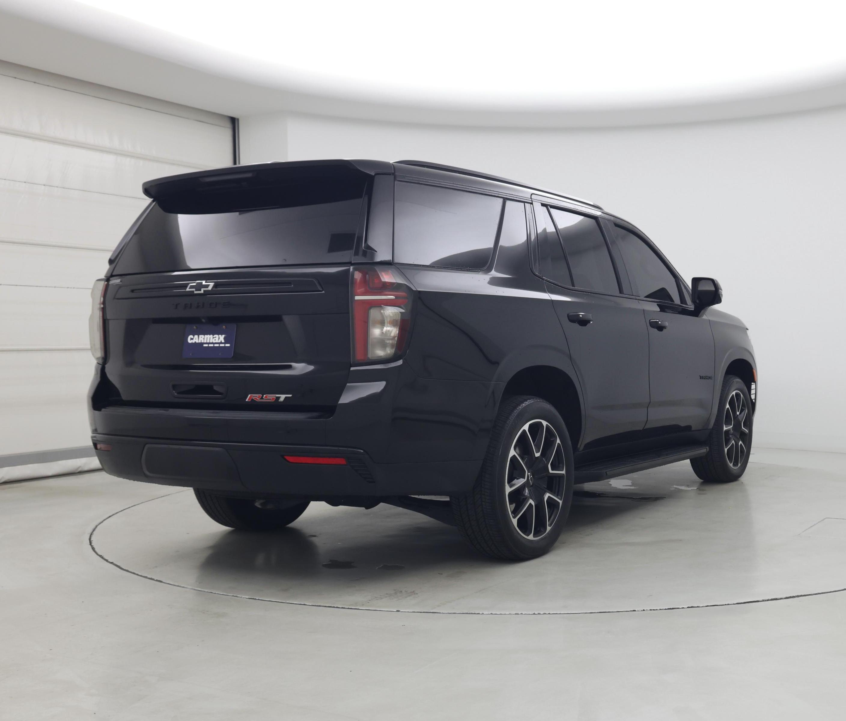 Thumbnail: 2023 Chevrolet Tahoe - 8