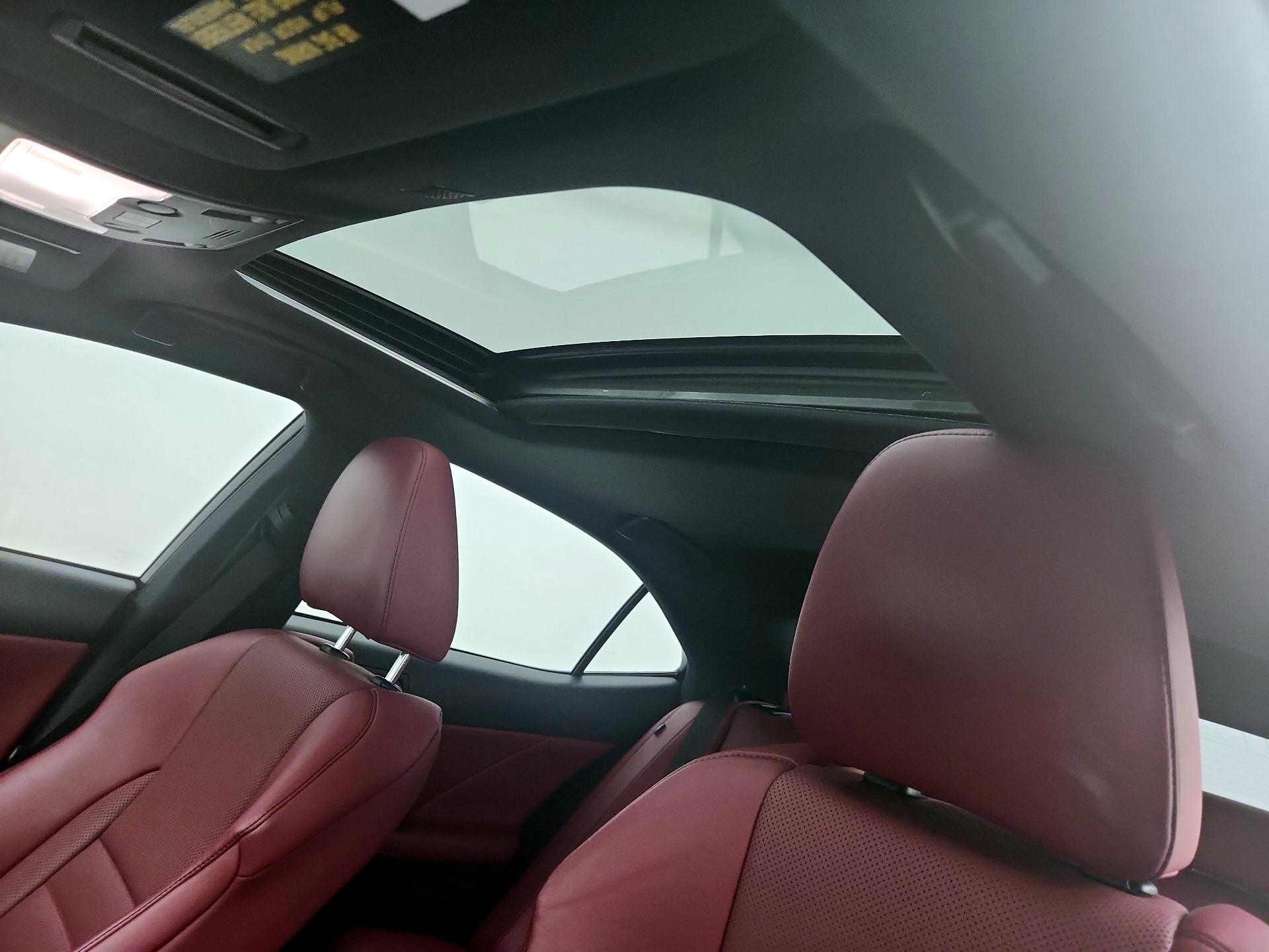 Thumbnail: 2020 Lexus IS - 19