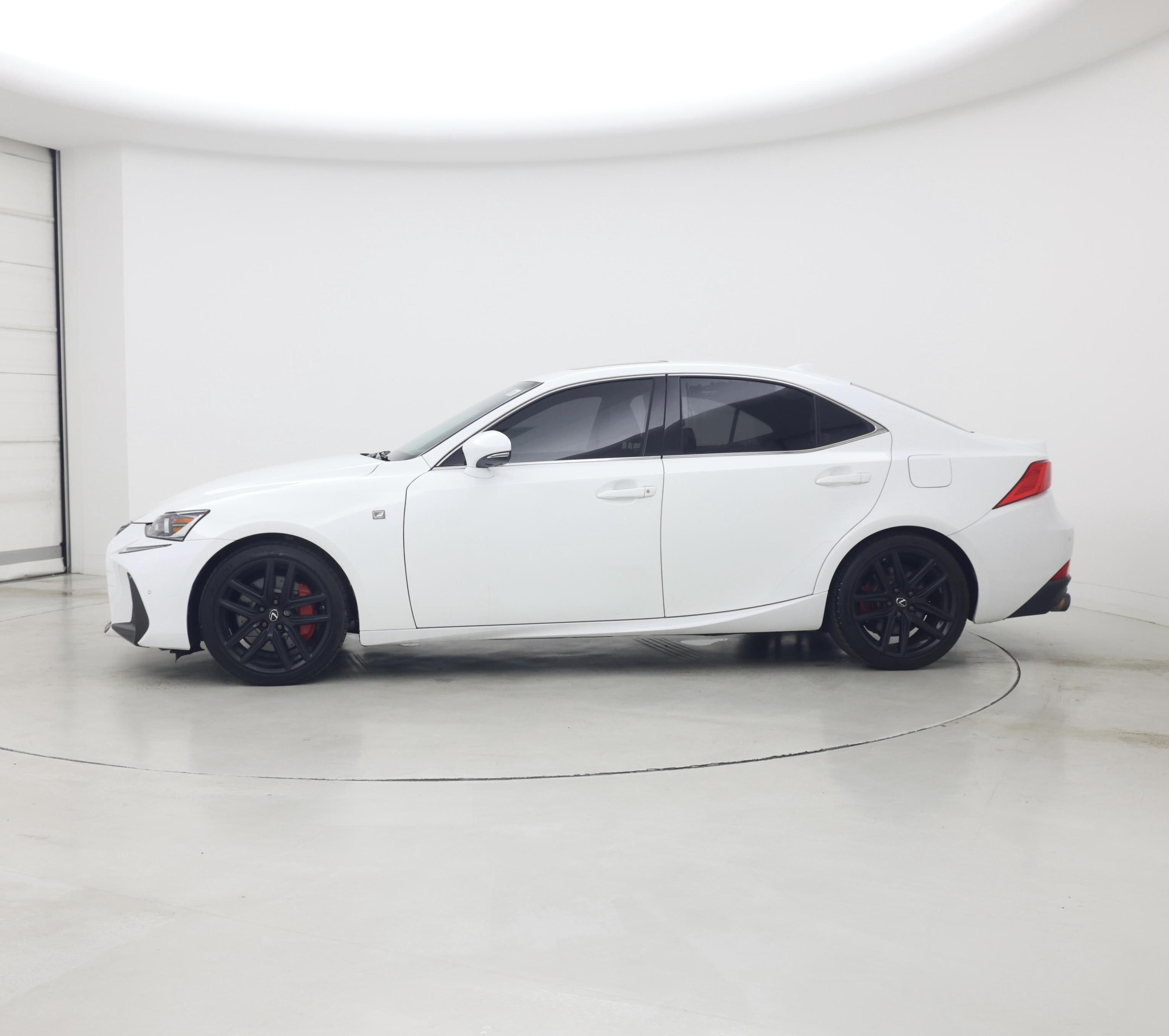 Thumbnail: 2020 Lexus IS - 3