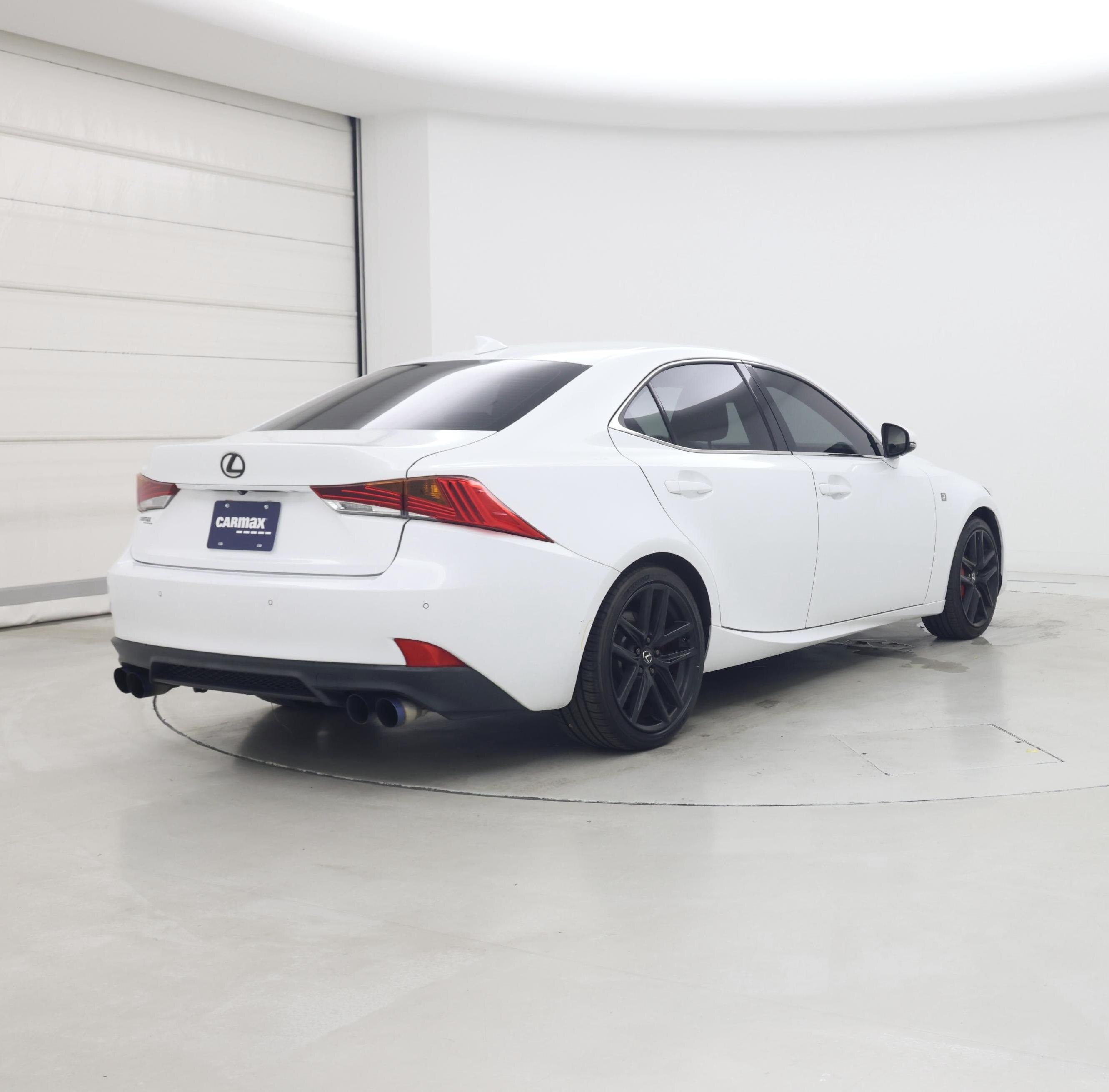 Thumbnail: 2020 Lexus IS - 8
