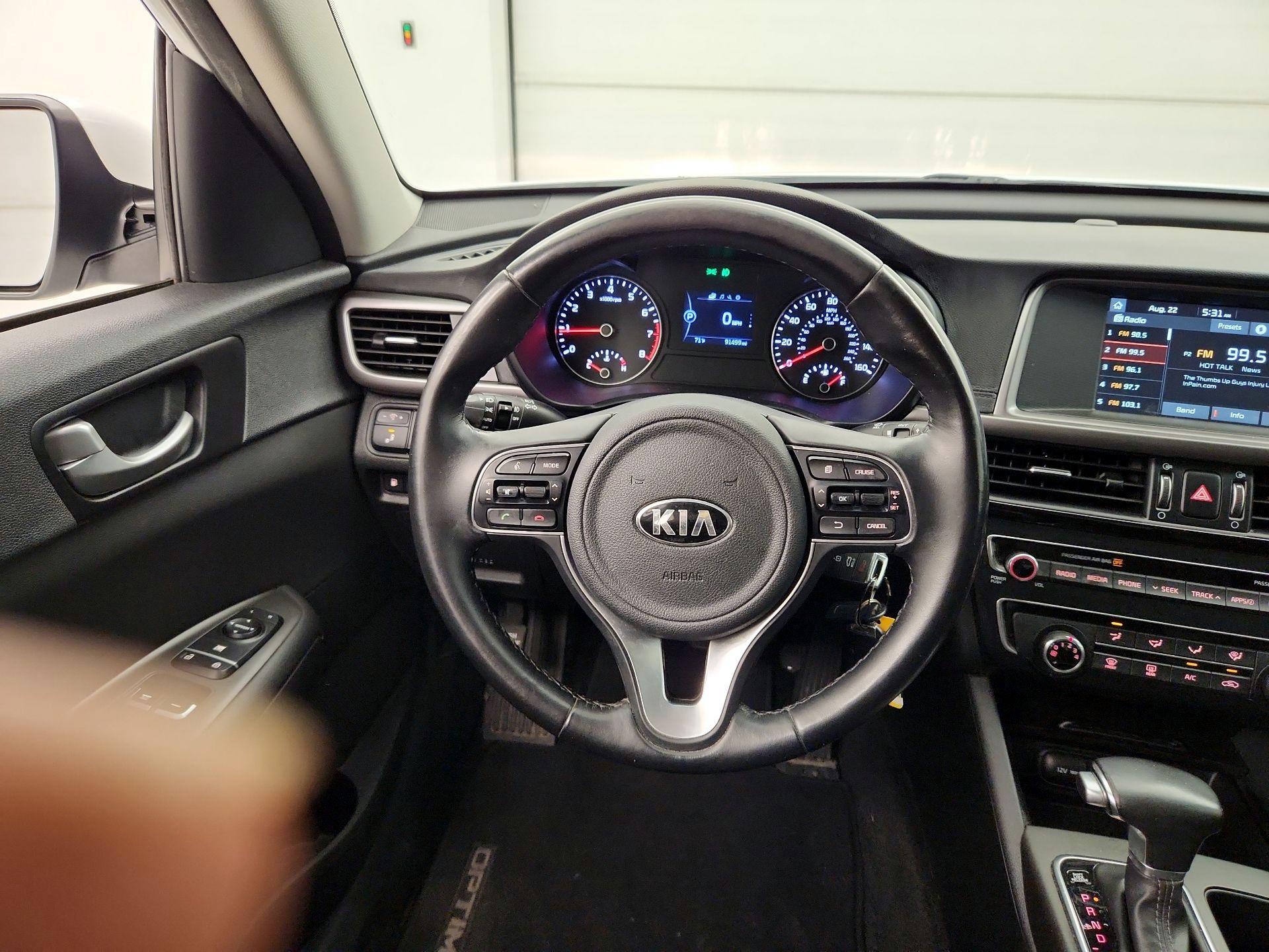 Thumbnail: 2018 Kia Optima - 10
