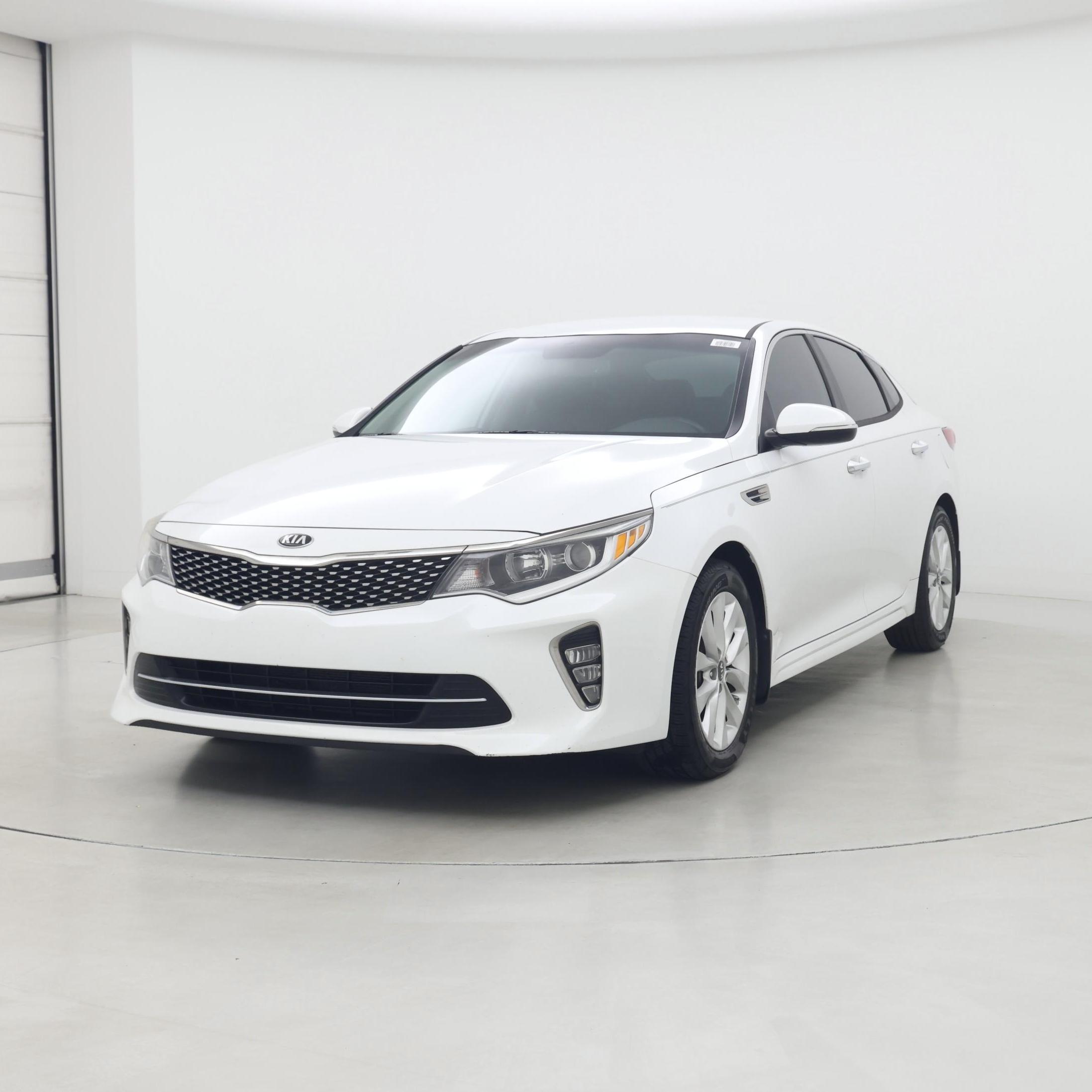 Thumbnail: 2018 Kia Optima - 4