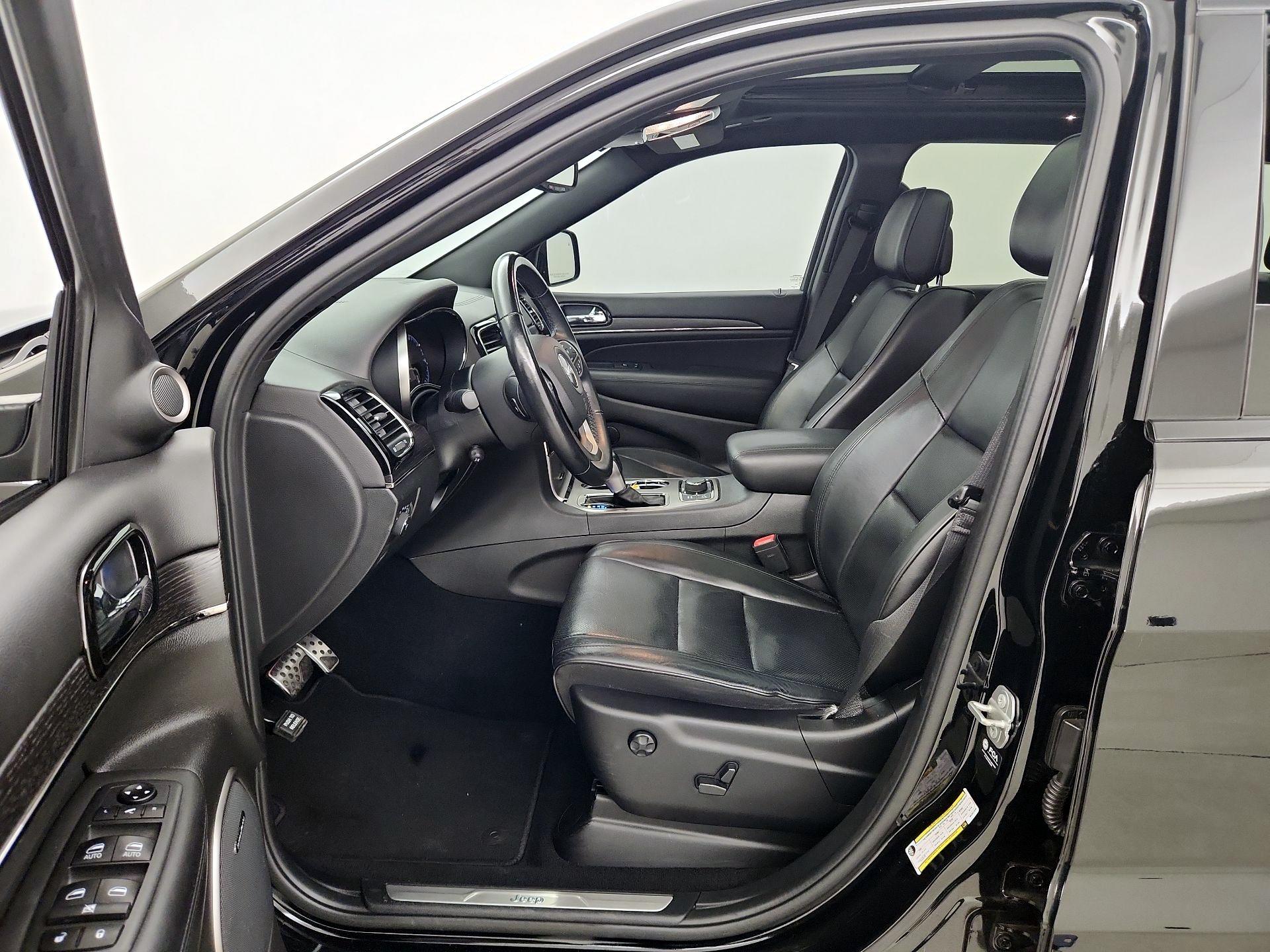 Thumbnail: 2021 Jeep Grand Cherokee - 11