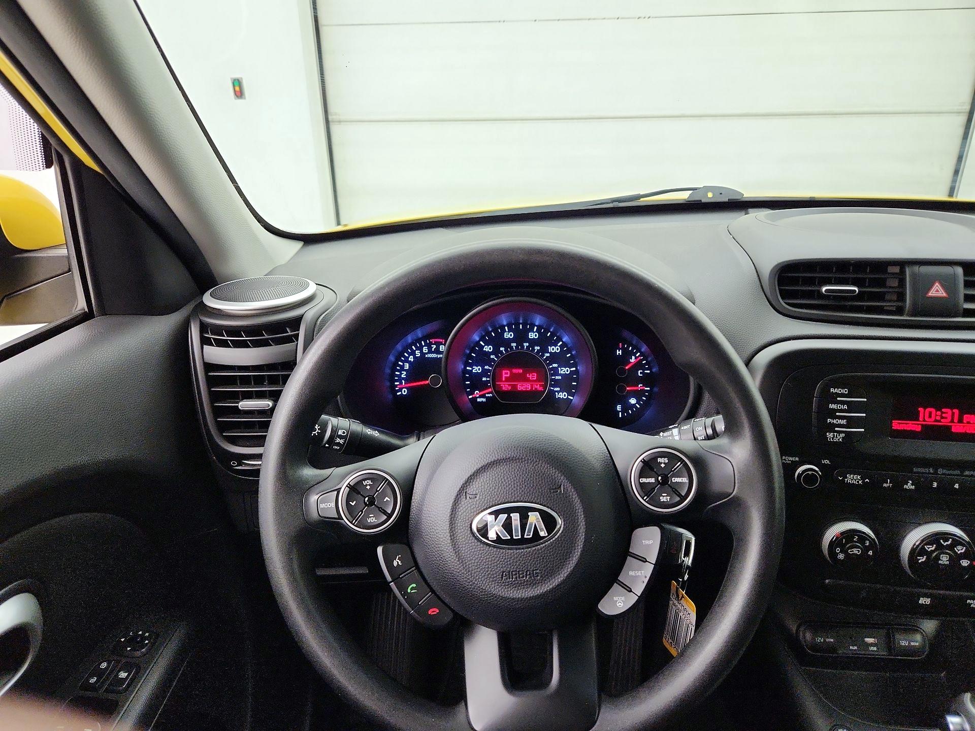 Thumbnail: 2015 Kia Soul - 10