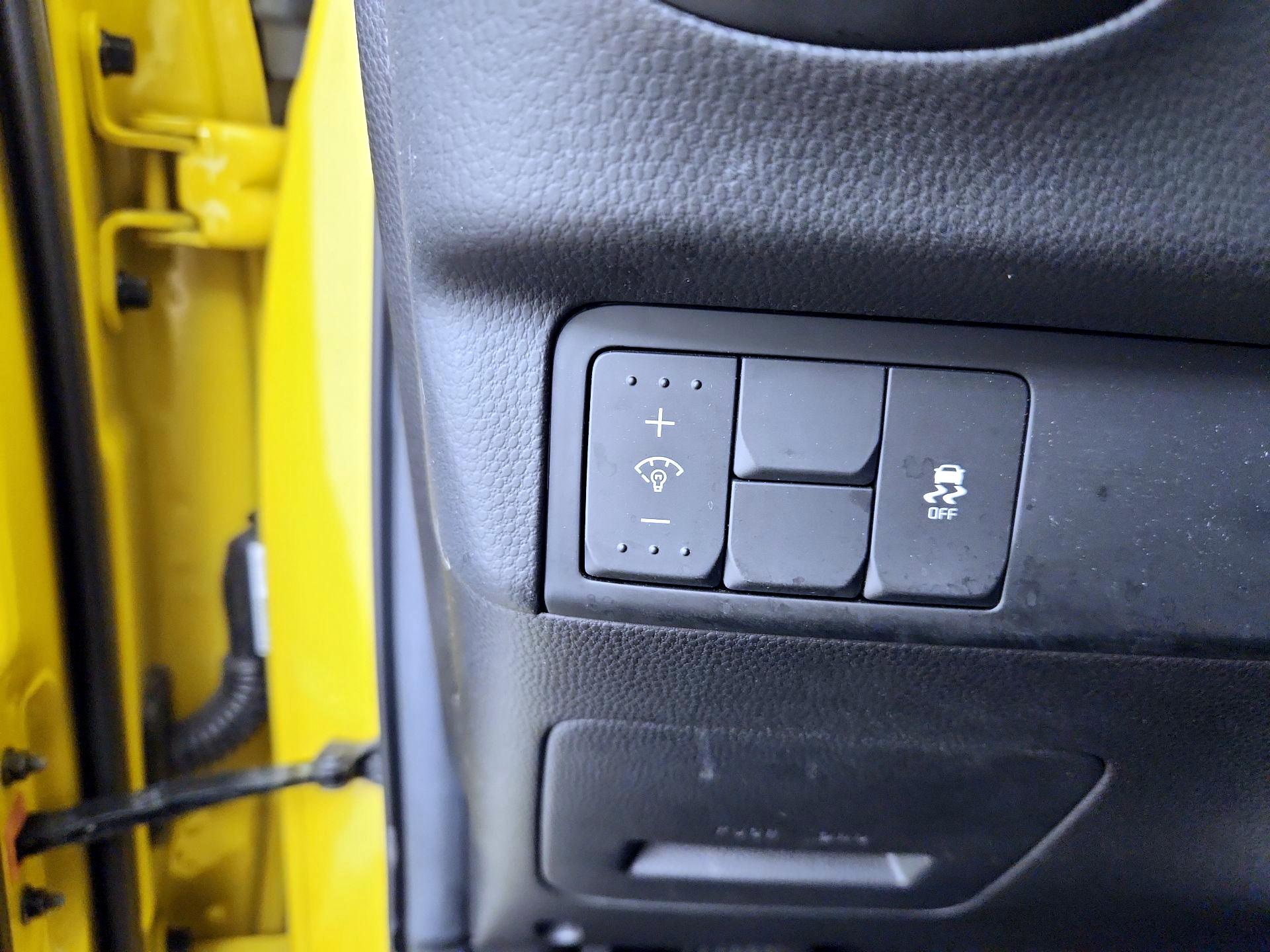 Thumbnail: 2015 Kia Soul - 13