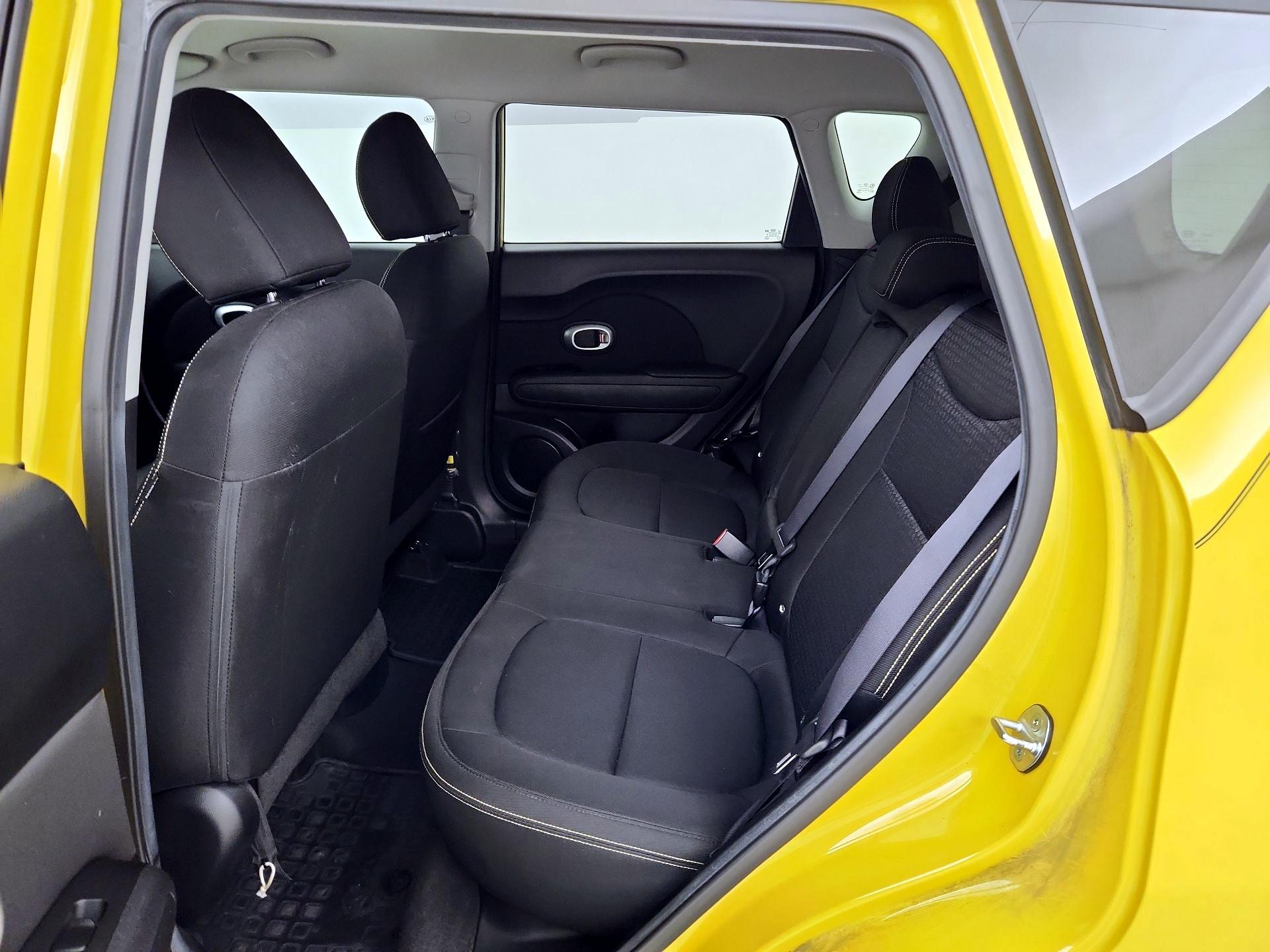 Thumbnail: 2015 Kia Soul - 19
