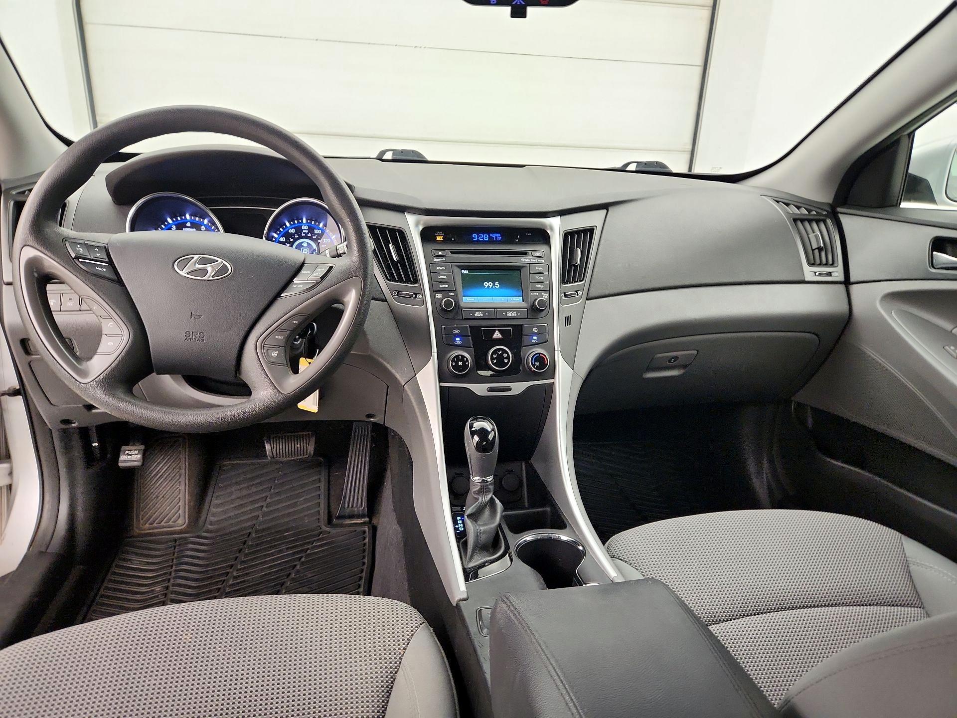 Thumbnail: 2014 Hyundai Sonata - 9