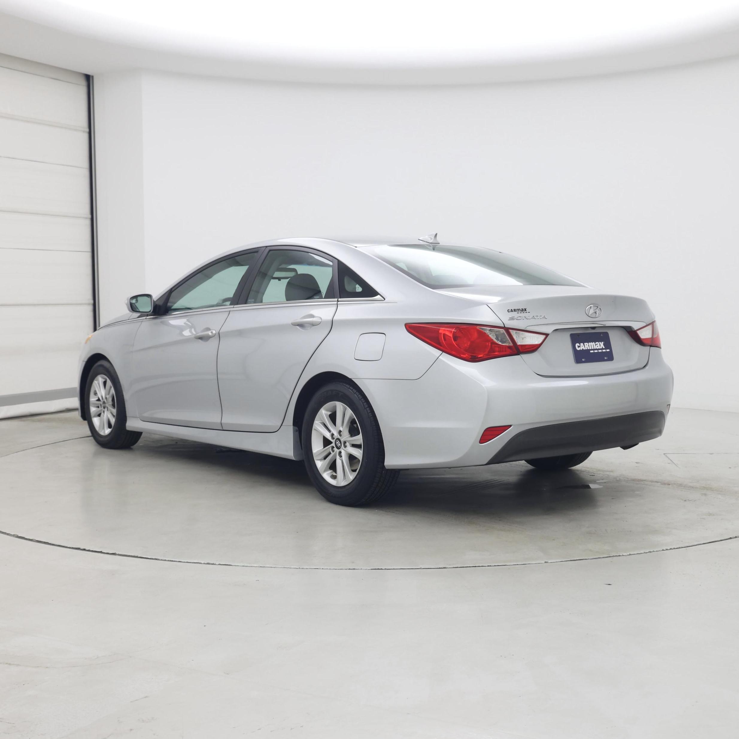Thumbnail: 2014 Hyundai Sonata - 2