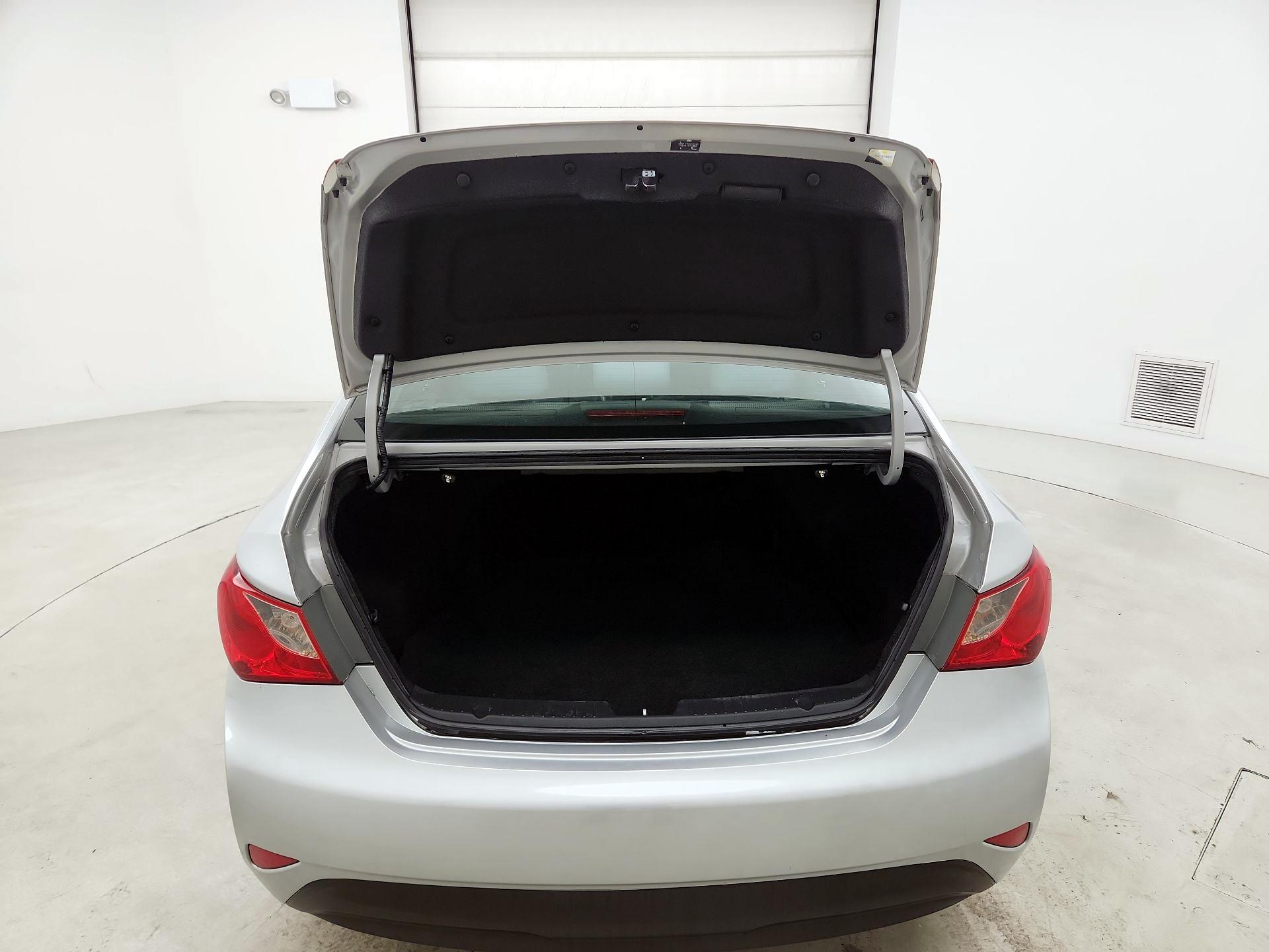 Thumbnail: 2014 Hyundai Sonata - 20