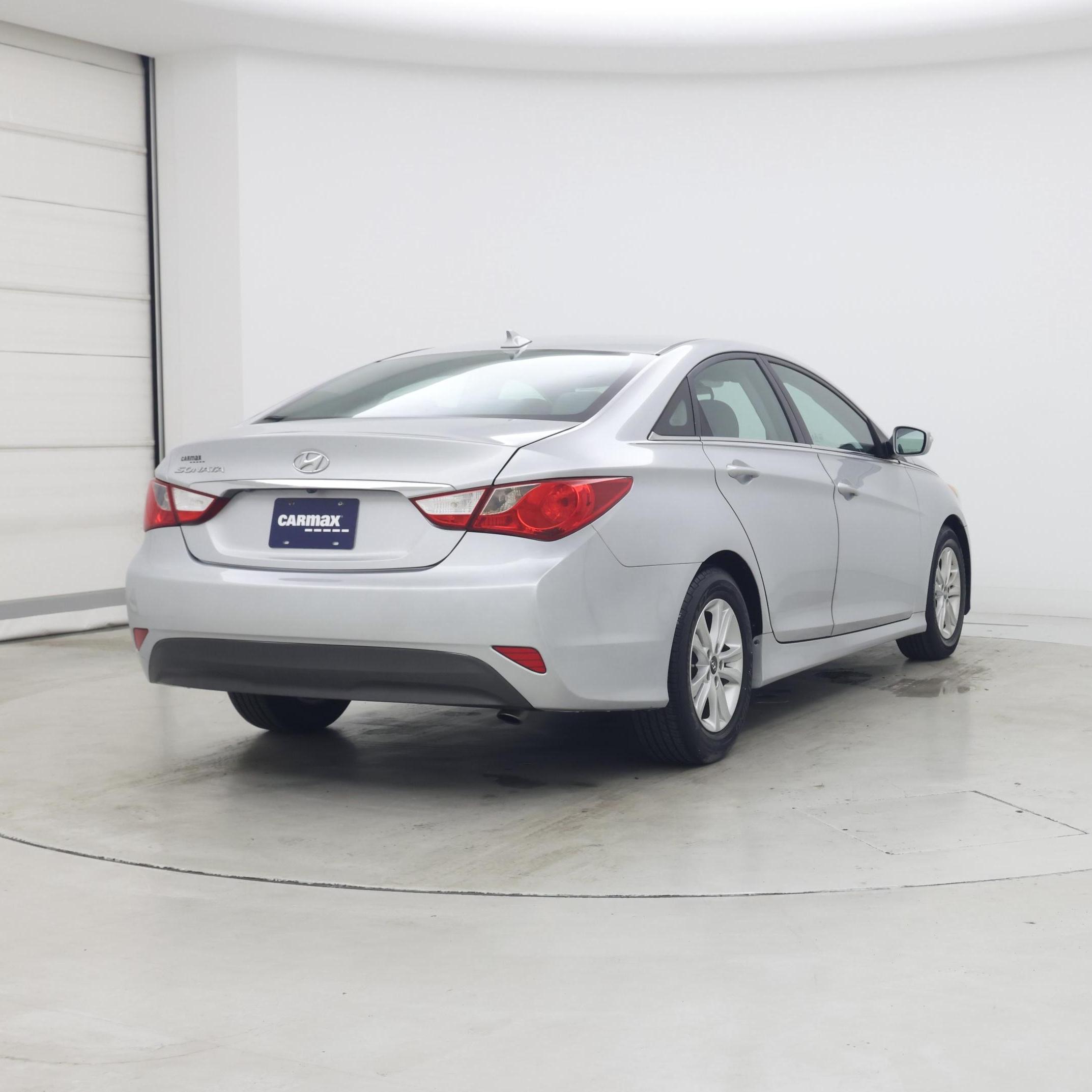 Thumbnail: 2014 Hyundai Sonata - 8