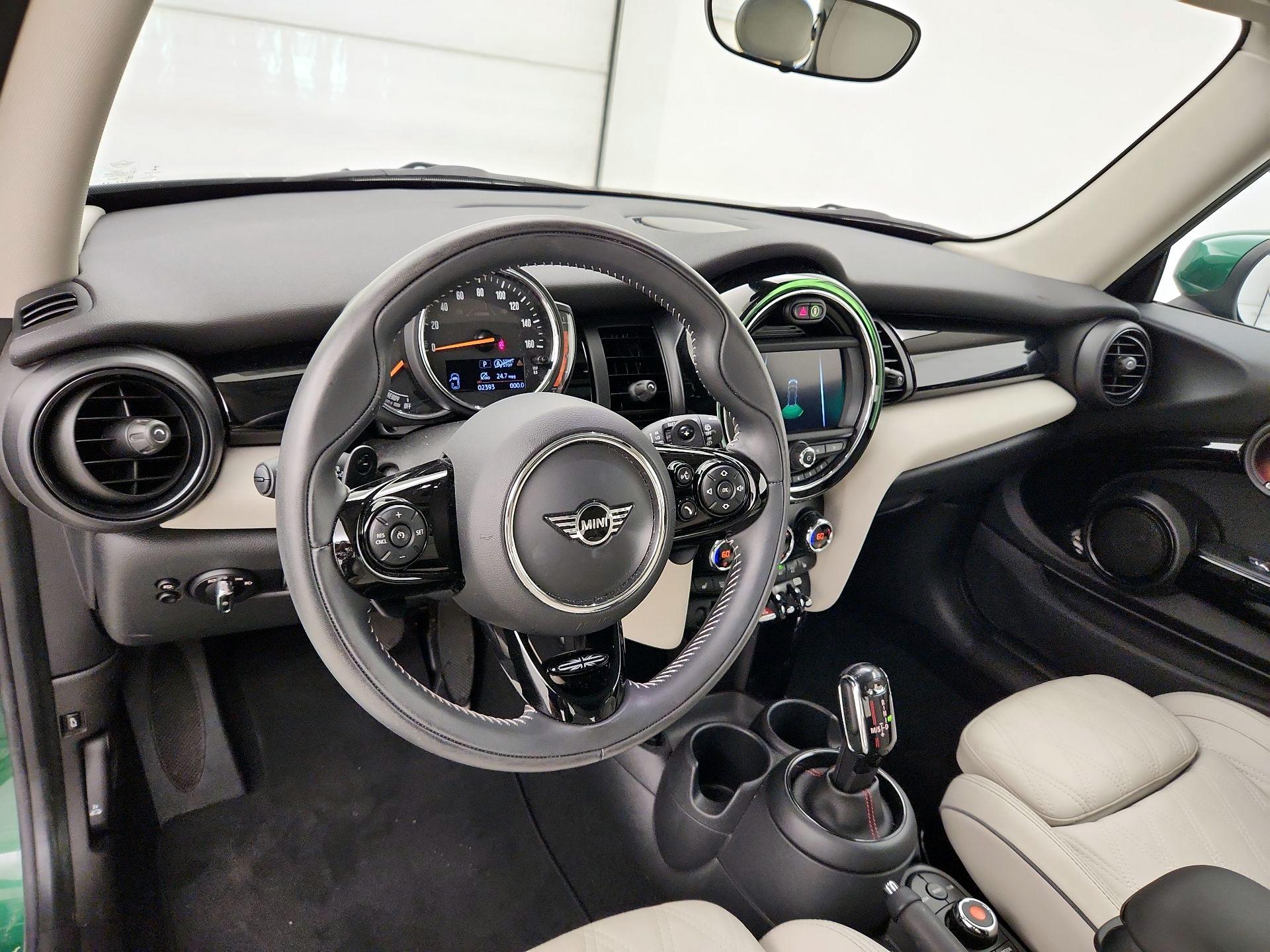 Thumbnail: 2020 MINI Cooper Hardtop - 9