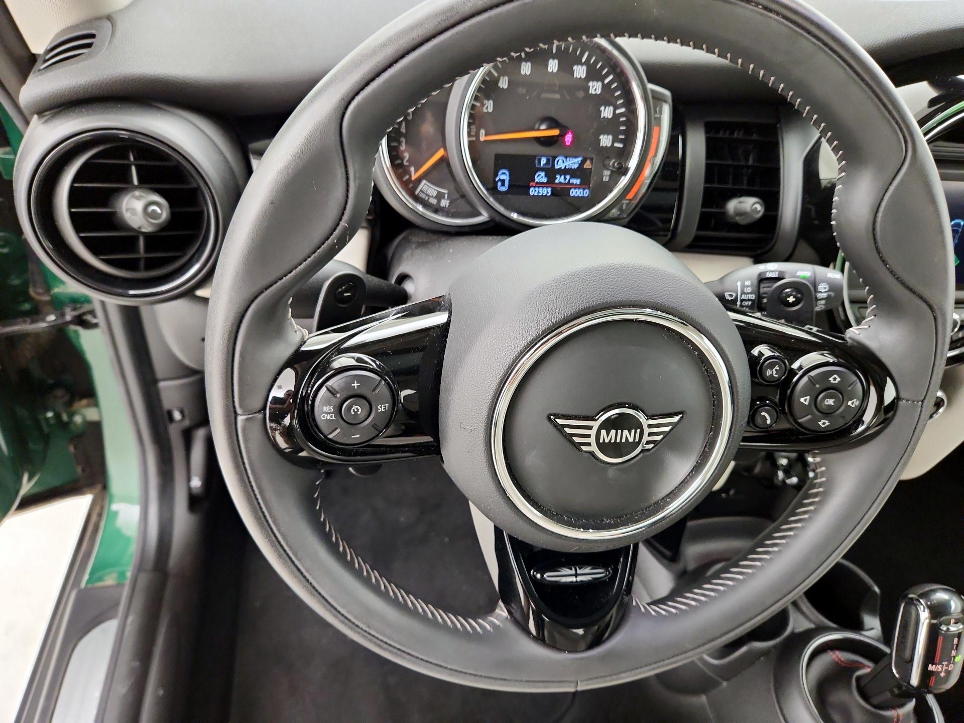 Thumbnail: 2020 MINI Cooper Hardtop - 10