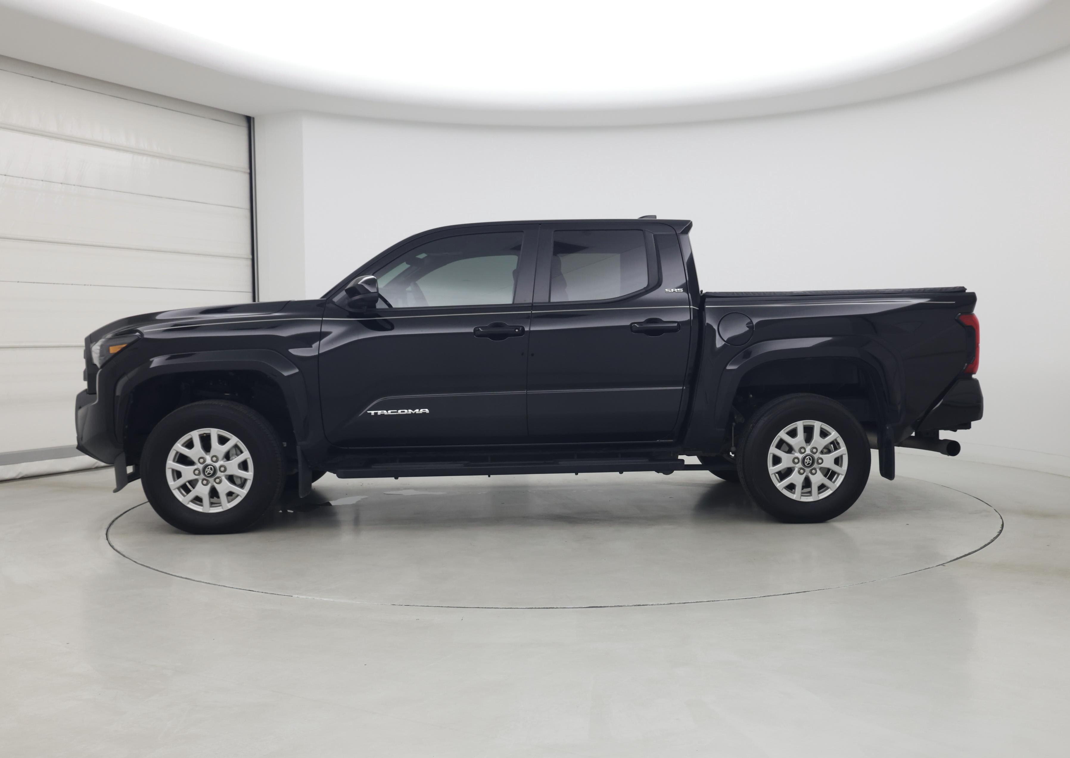Thumbnail: 2024 Toyota Tacoma - 3