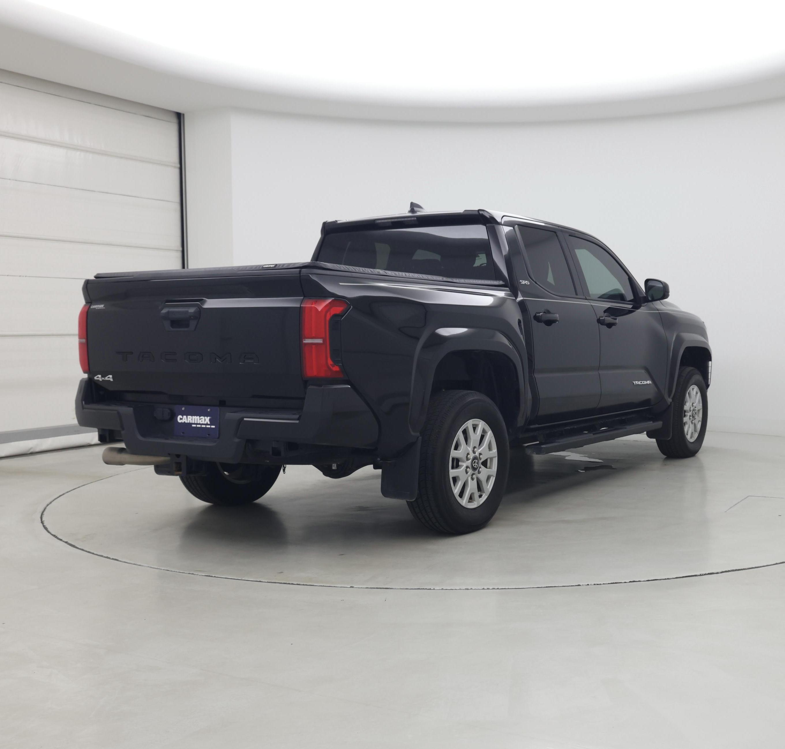 Thumbnail: 2024 Toyota Tacoma - 8