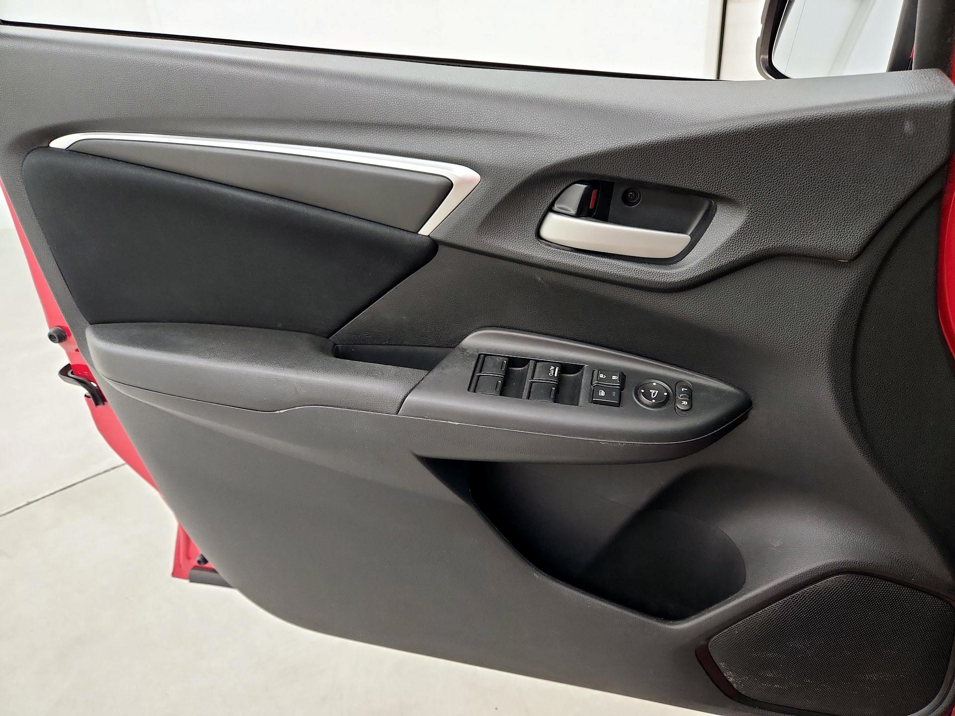 Thumbnail: 2015 Honda Fit - 12